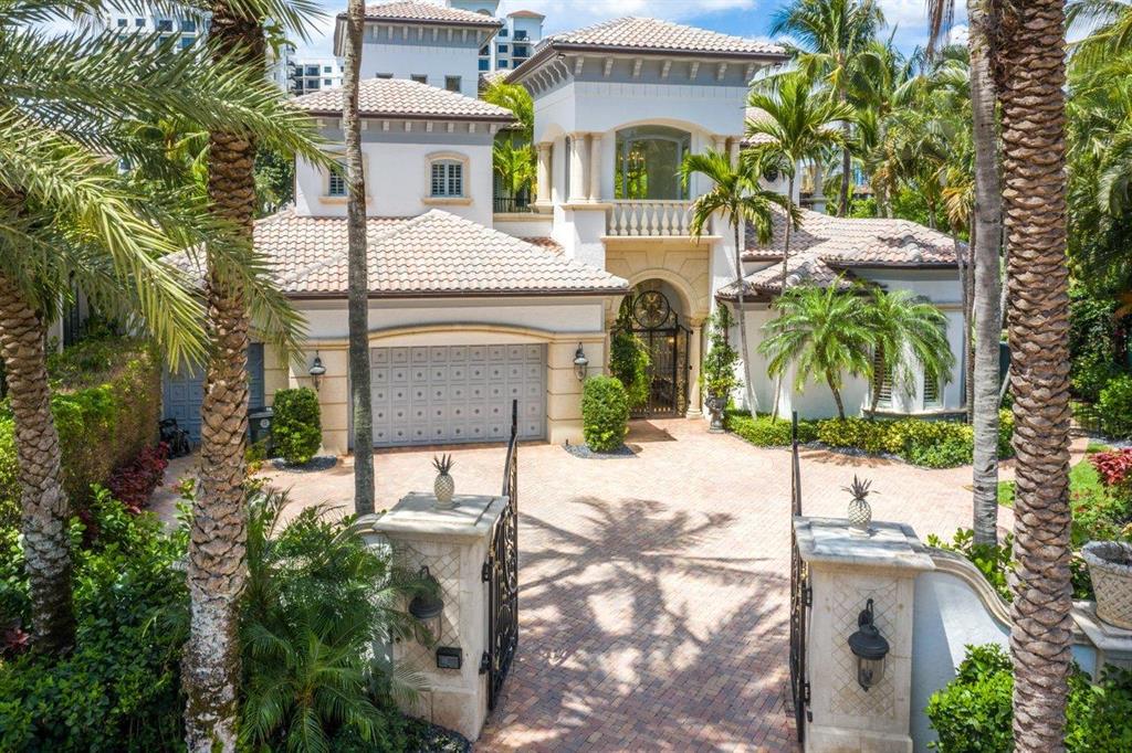 MIZNER LAKE ESTATES - Residential