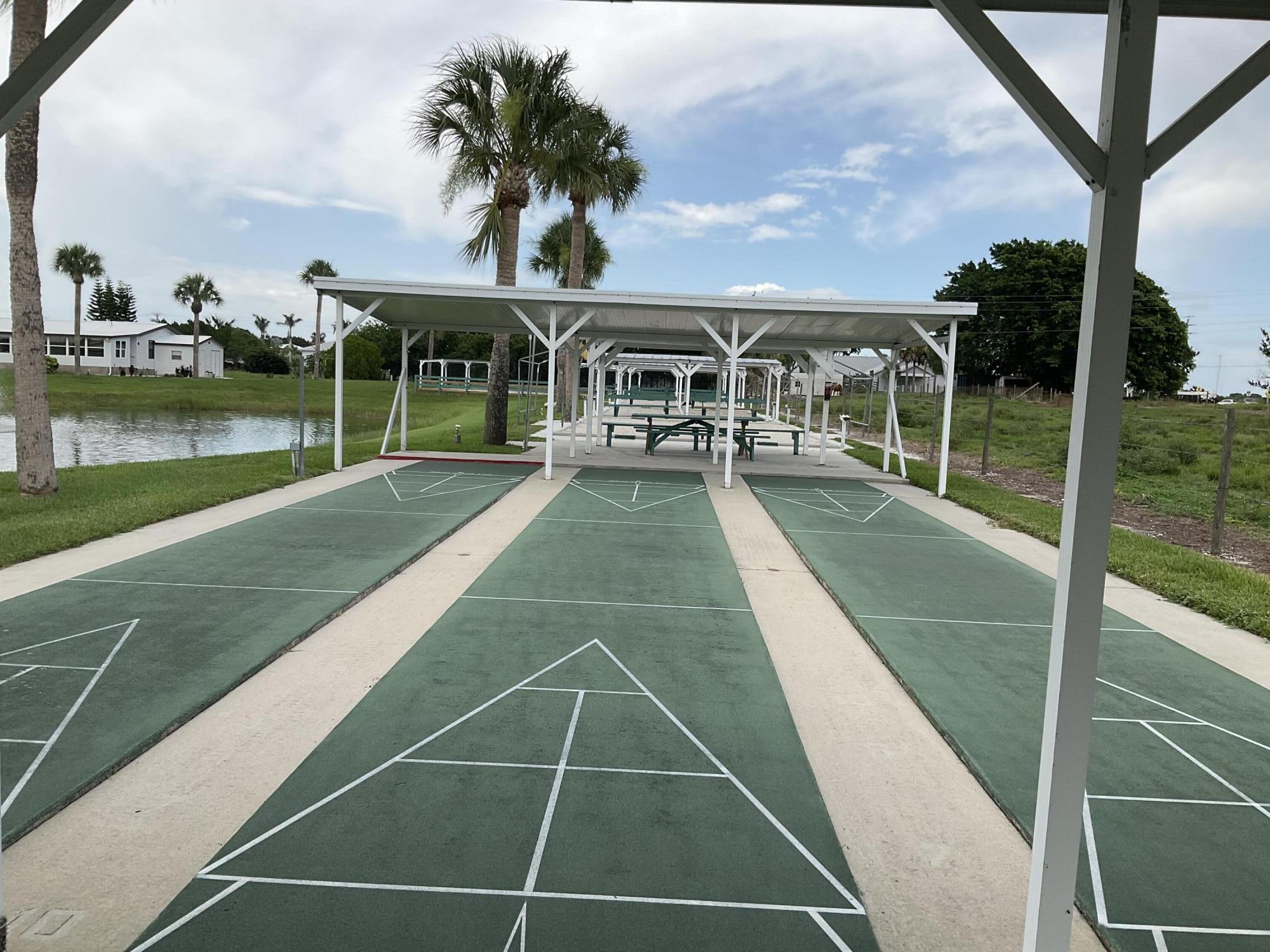 OASIS VILLAGE - Residential