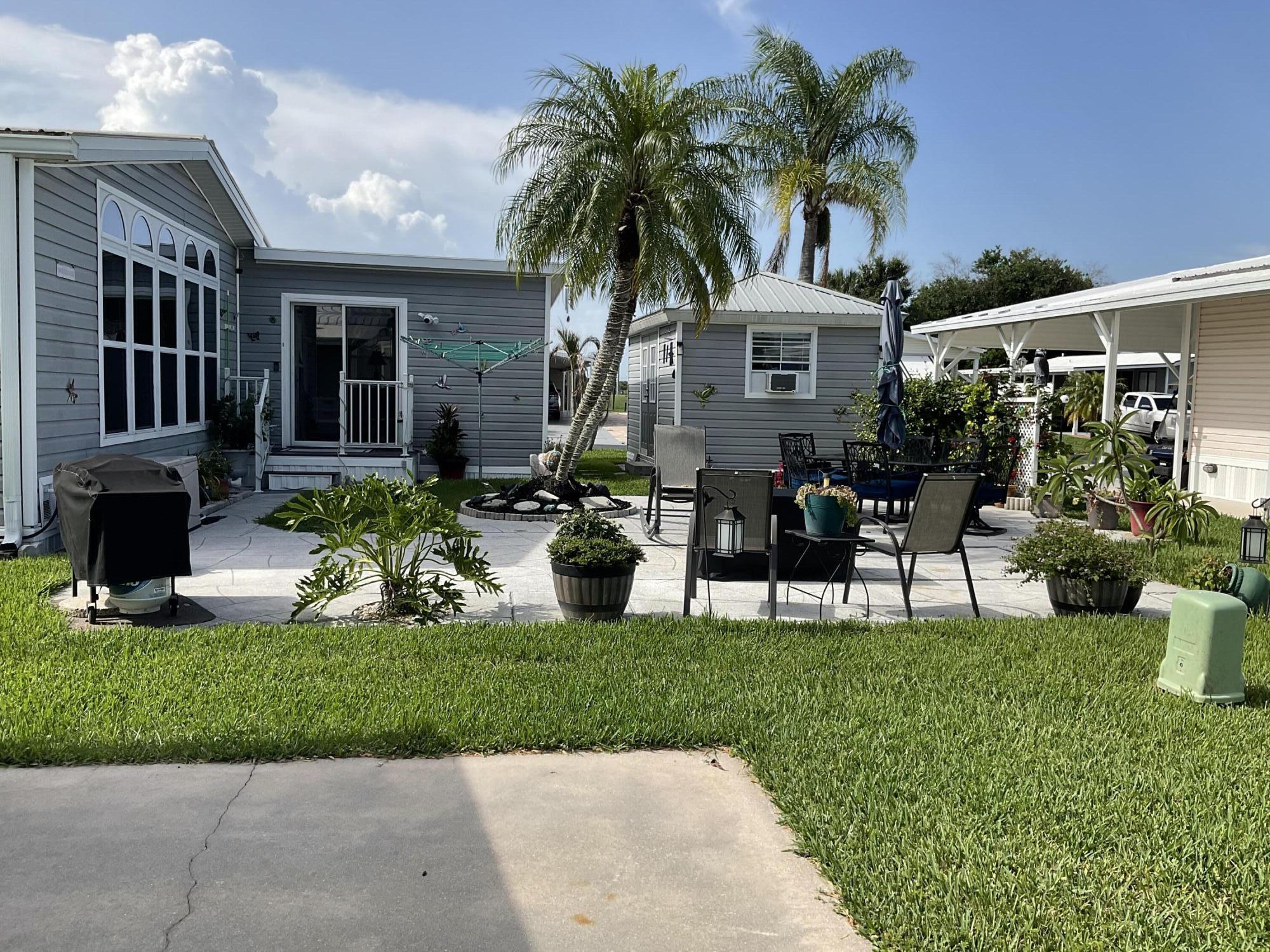 OASIS VILLAGE - Residential