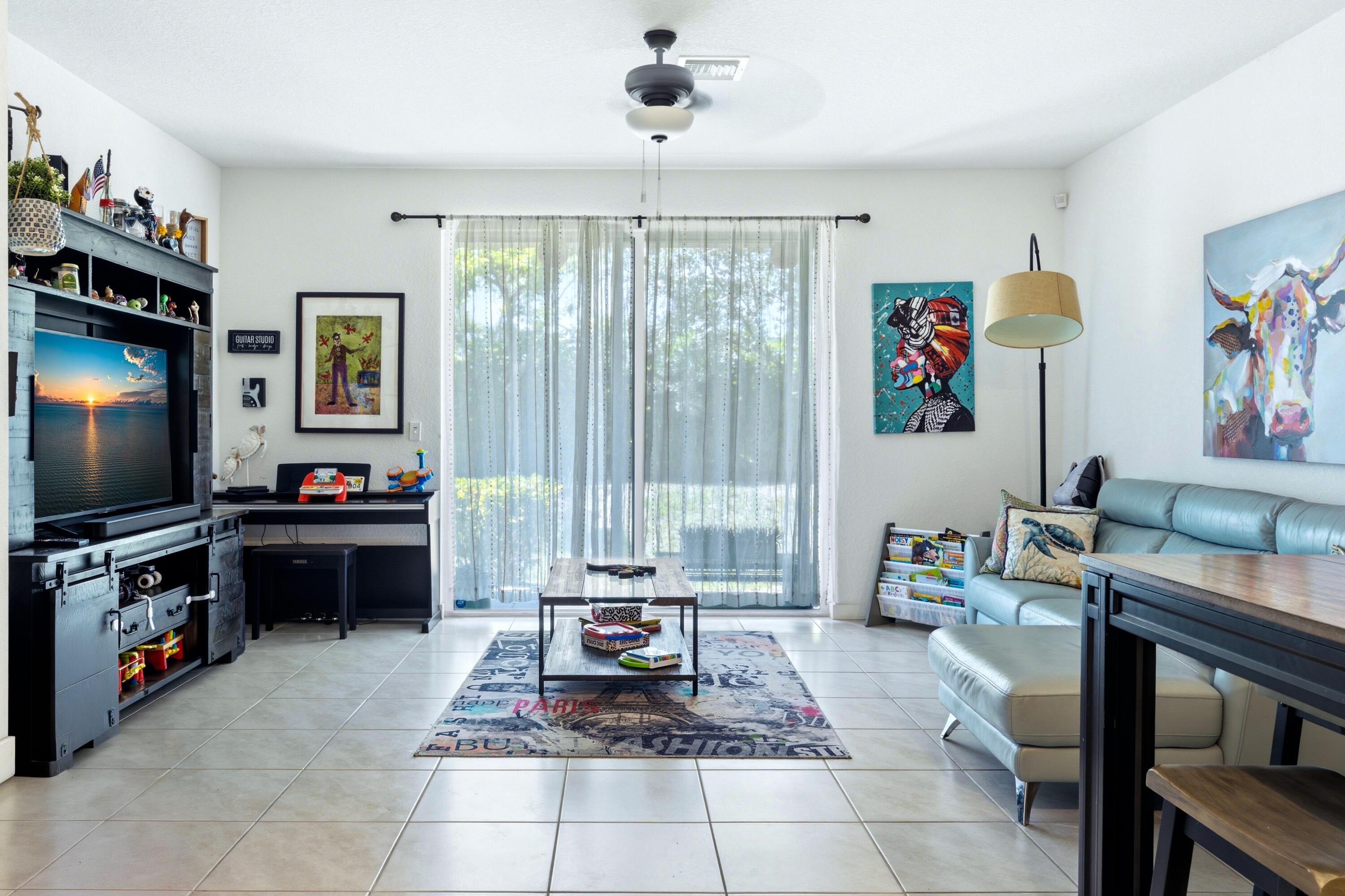 RIVIERA COVE - Residential