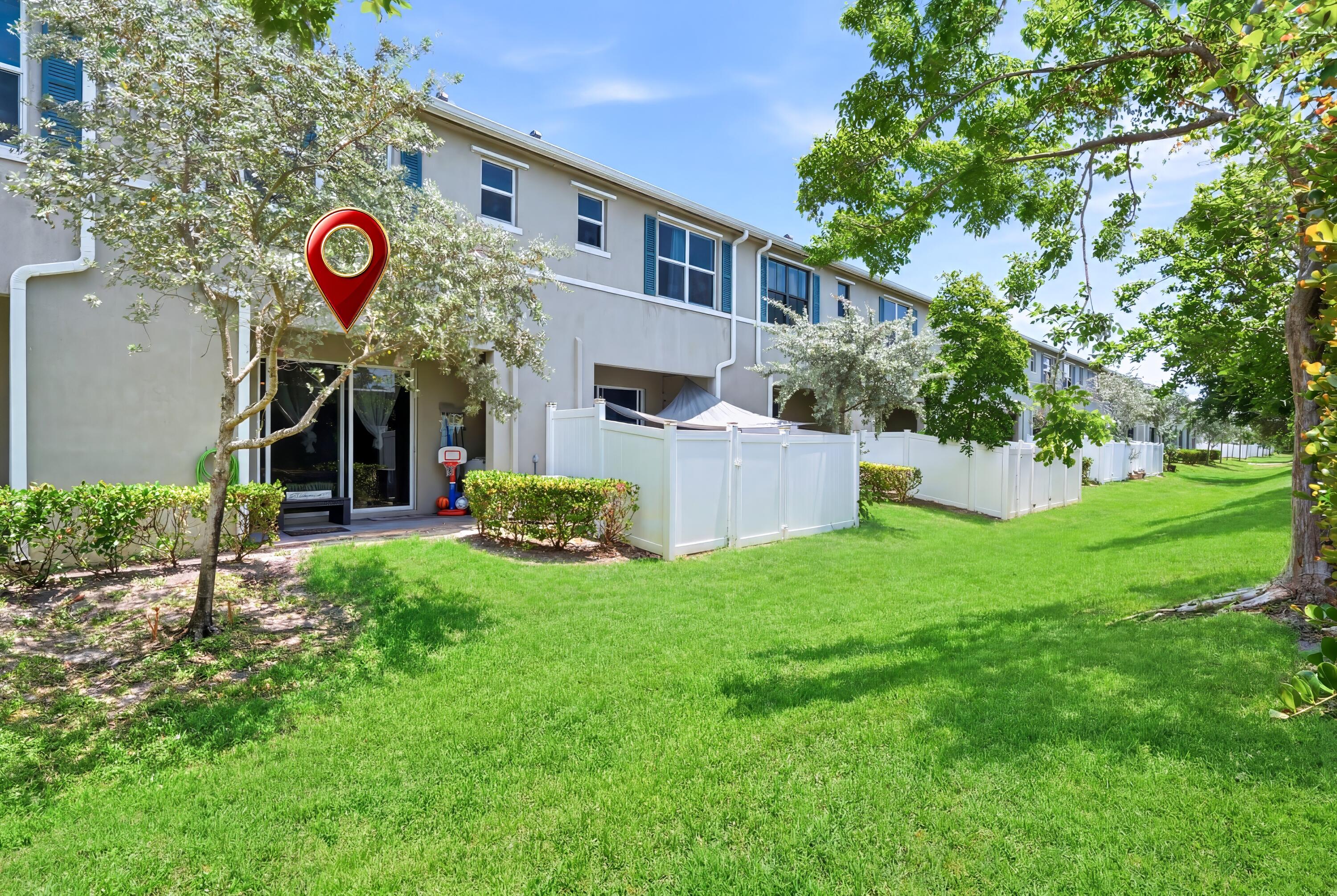 RIVIERA COVE - Residential