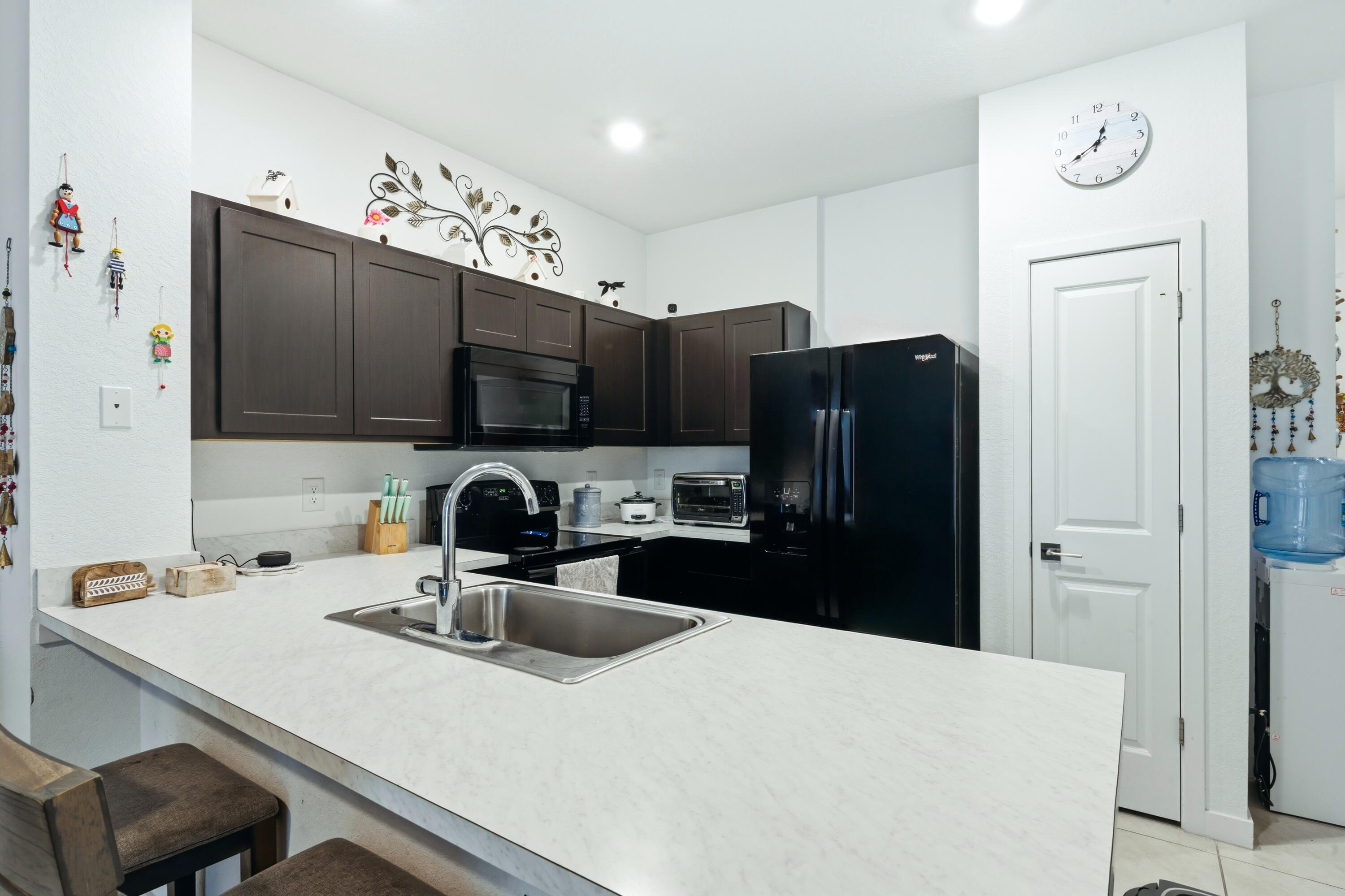 RIVIERA COVE - Residential