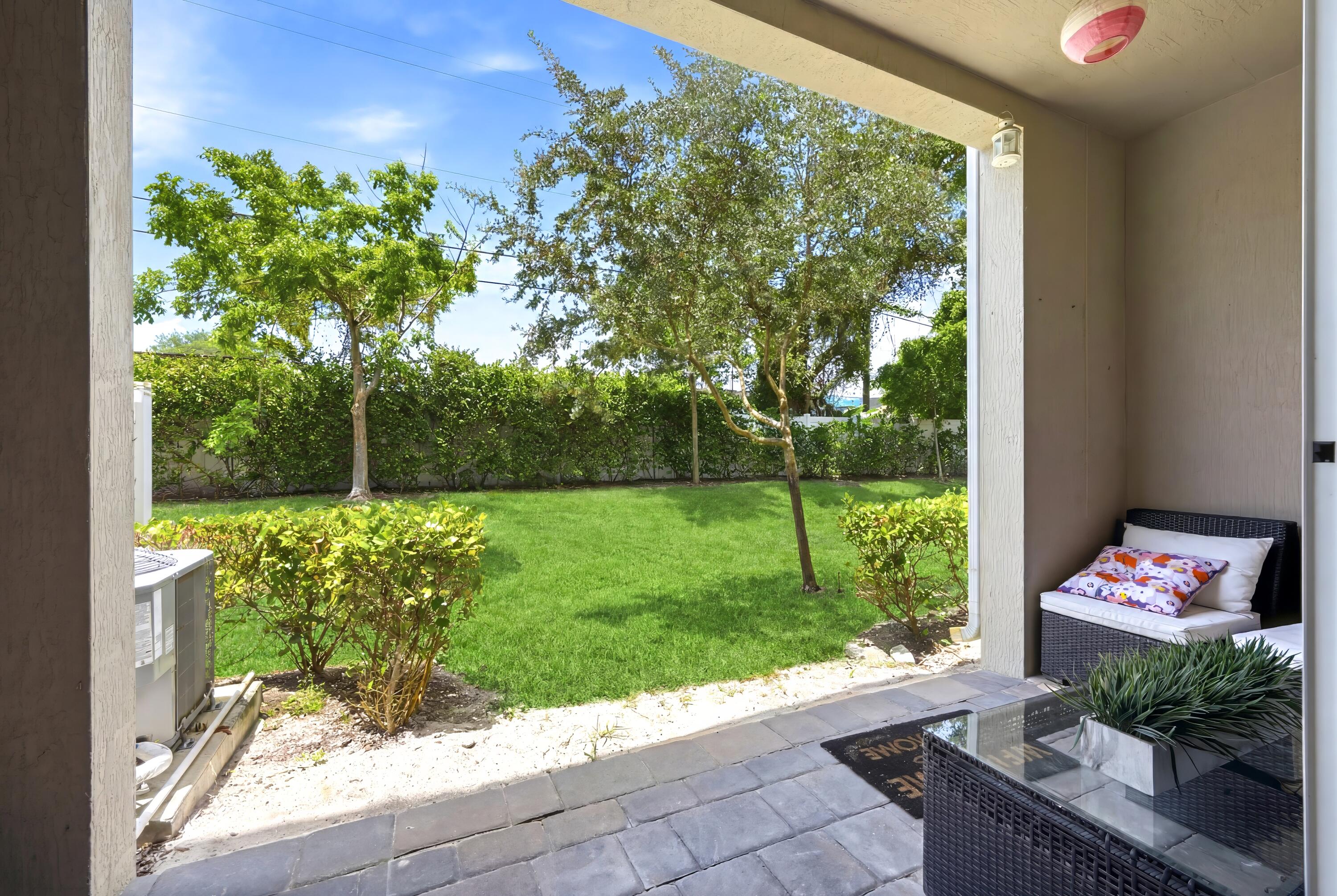 RIVIERA COVE - Residential