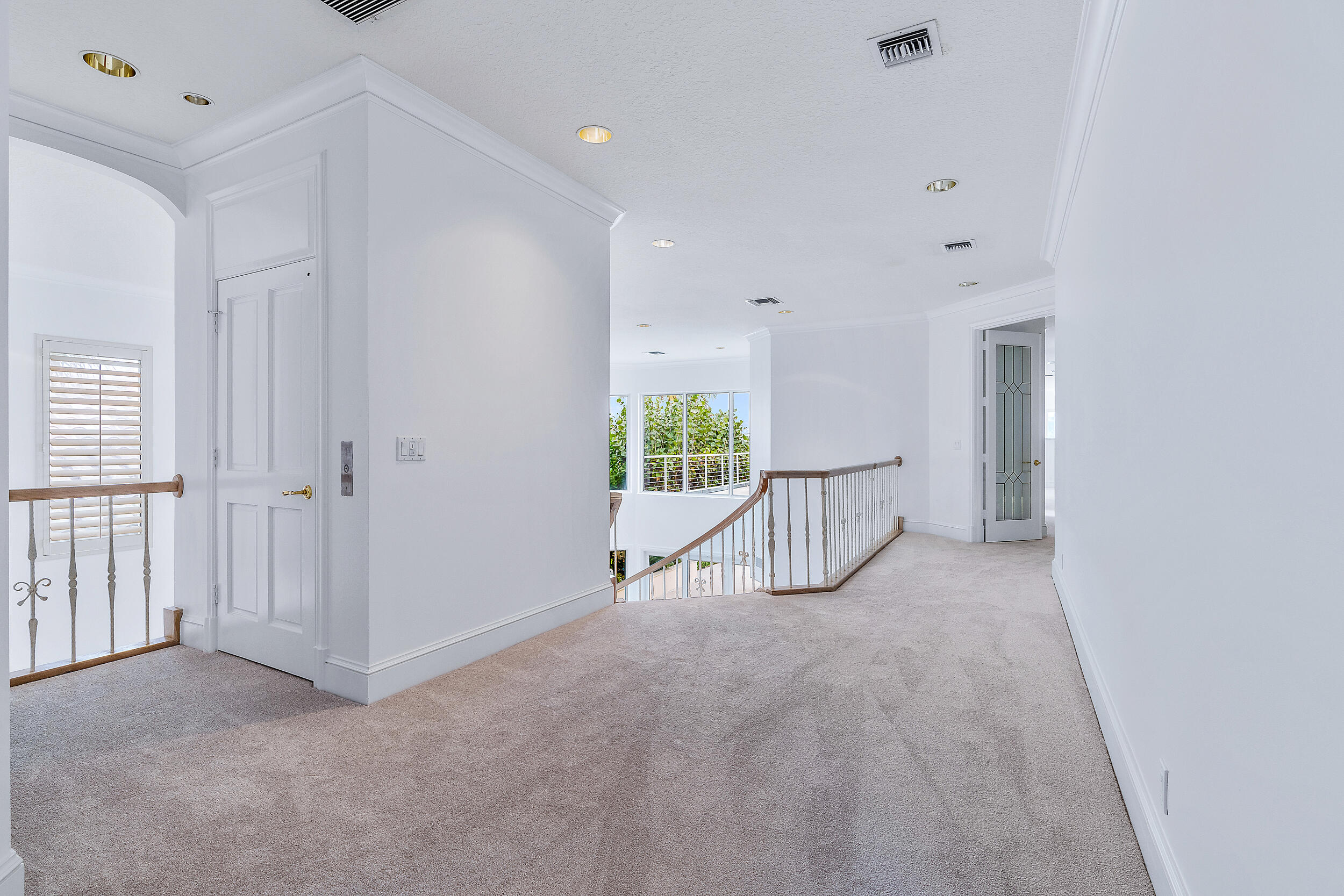 Seven Hundred Ocean Drive - Residential
