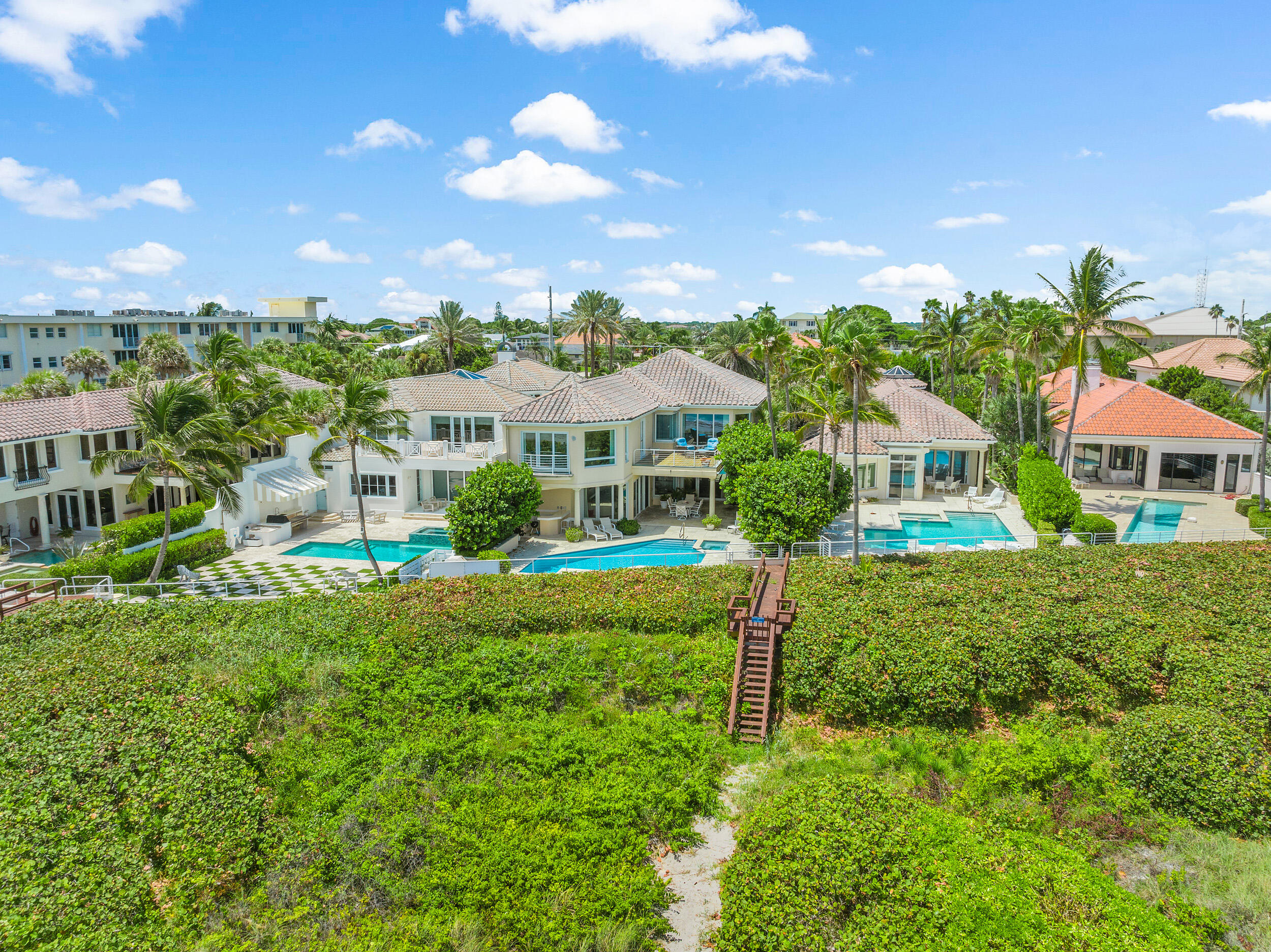 Seven Hundred Ocean Drive - Residential
