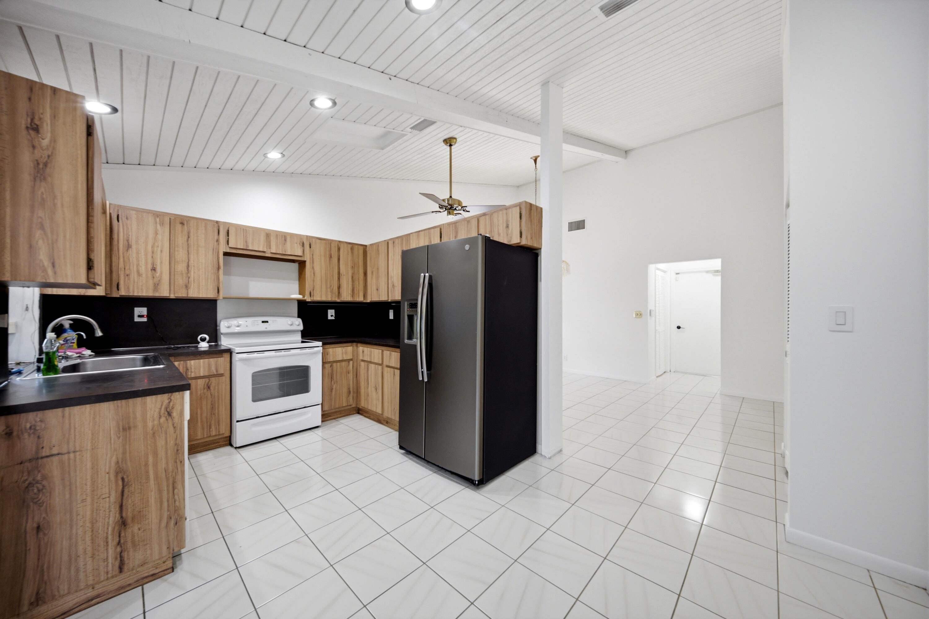 WOODMONT TRACT 53 - Residential
