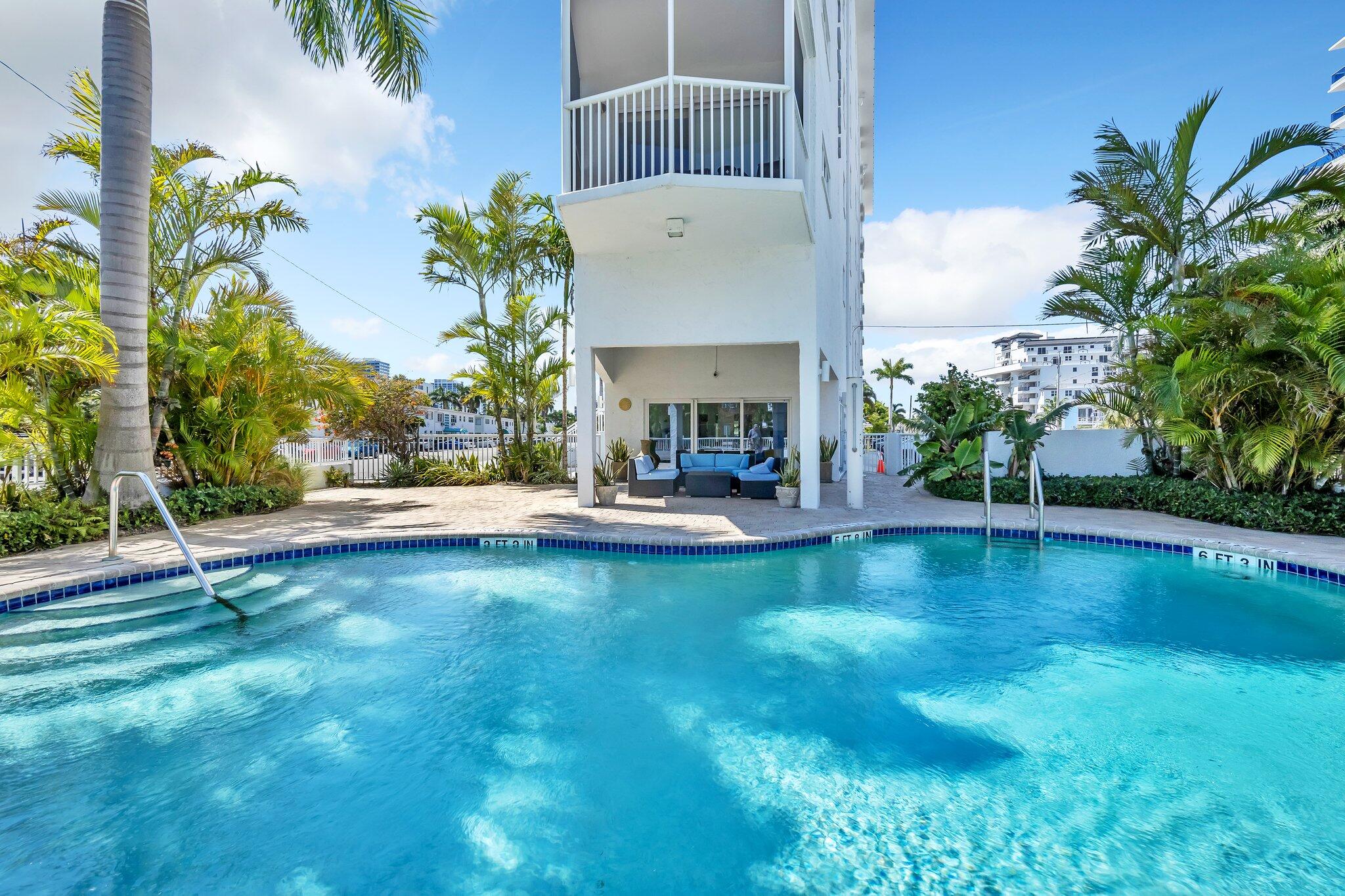 NAUTICAL TOWERS CONDO - Residential