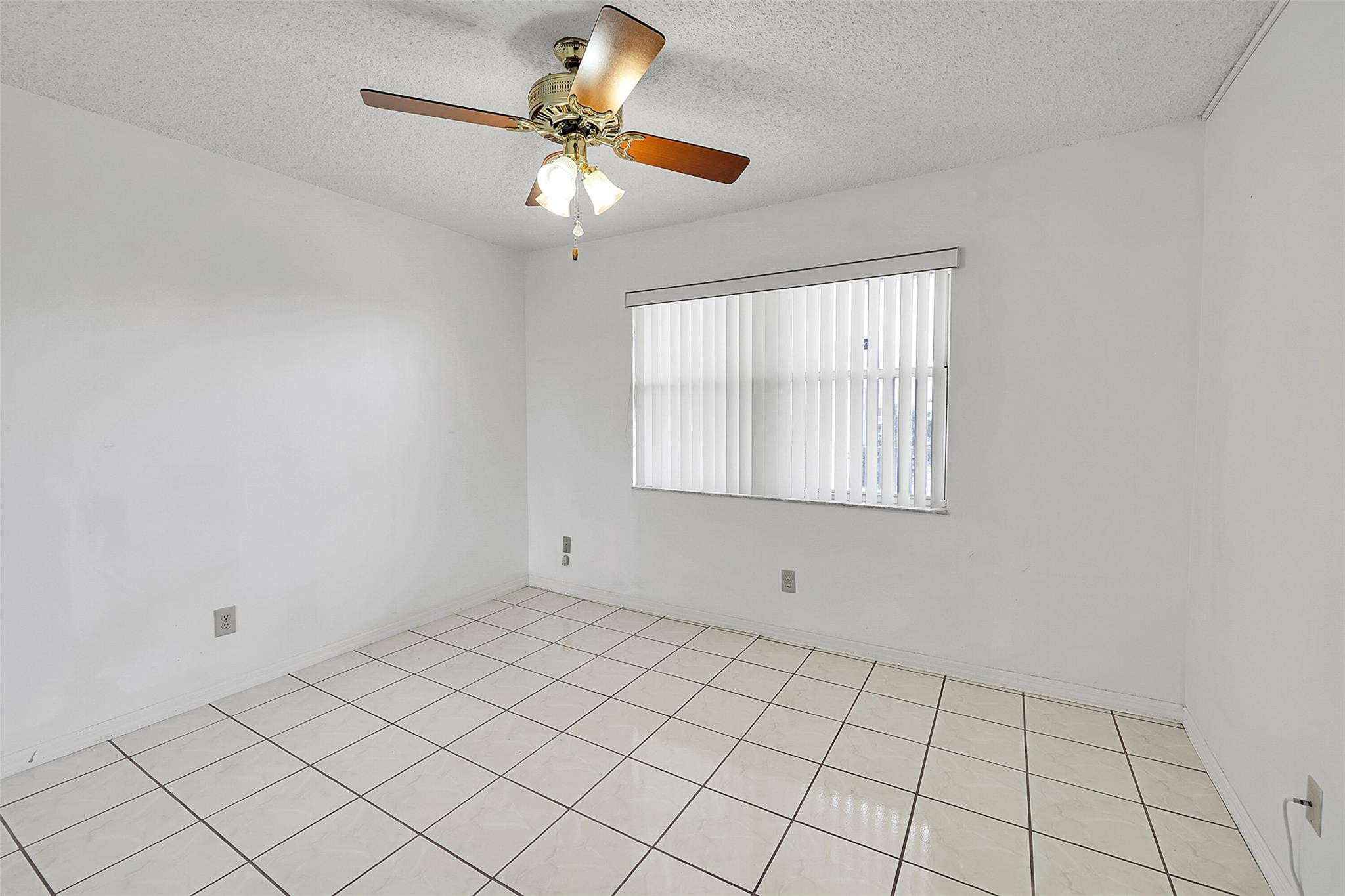 Sunrise Lakes Phase IV - Residential