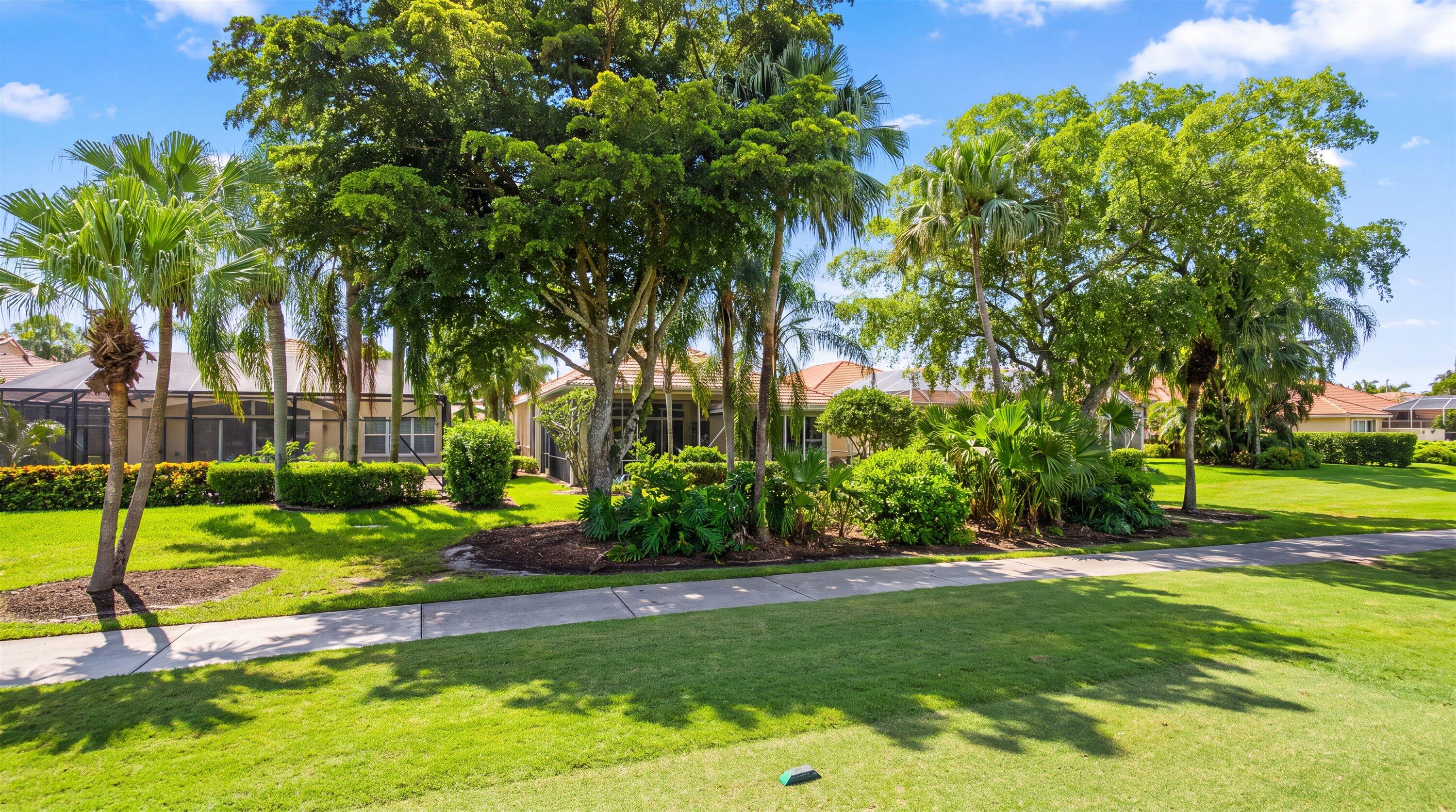 WYCLIFFE - Huntington - Residential