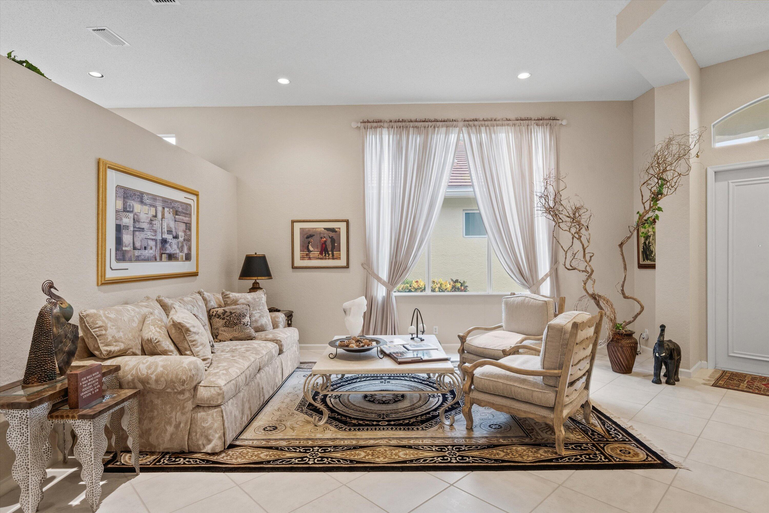 WYCLIFFE - Huntington - Residential