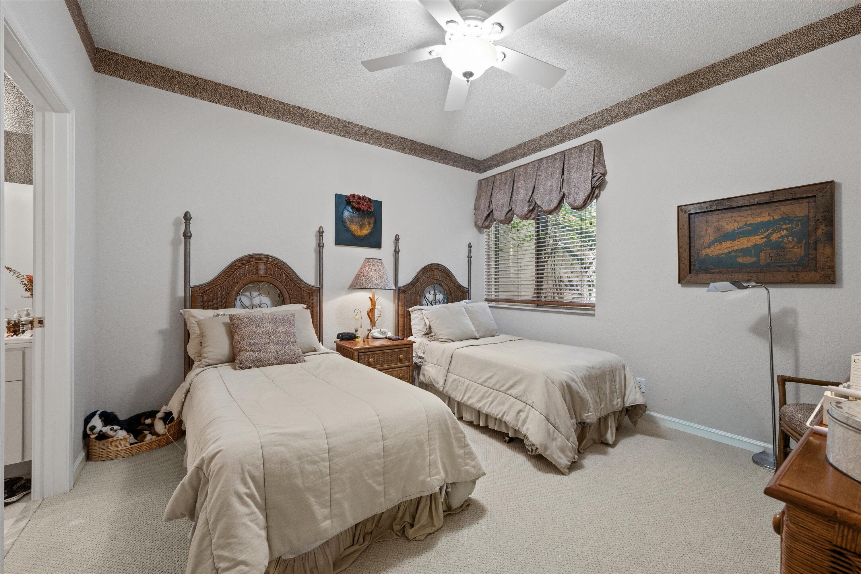 WYCLIFFE - Huntington - Residential