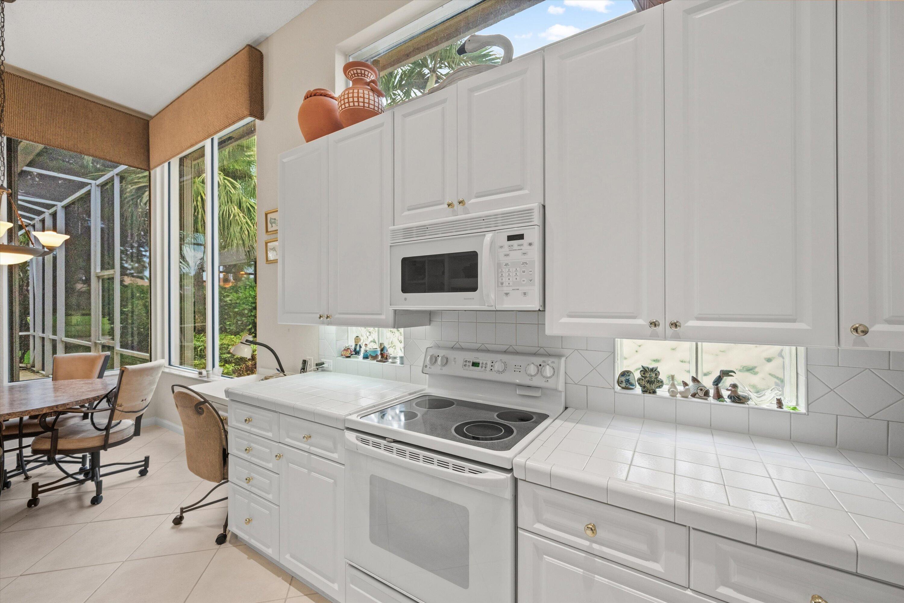 WYCLIFFE - Huntington - Residential