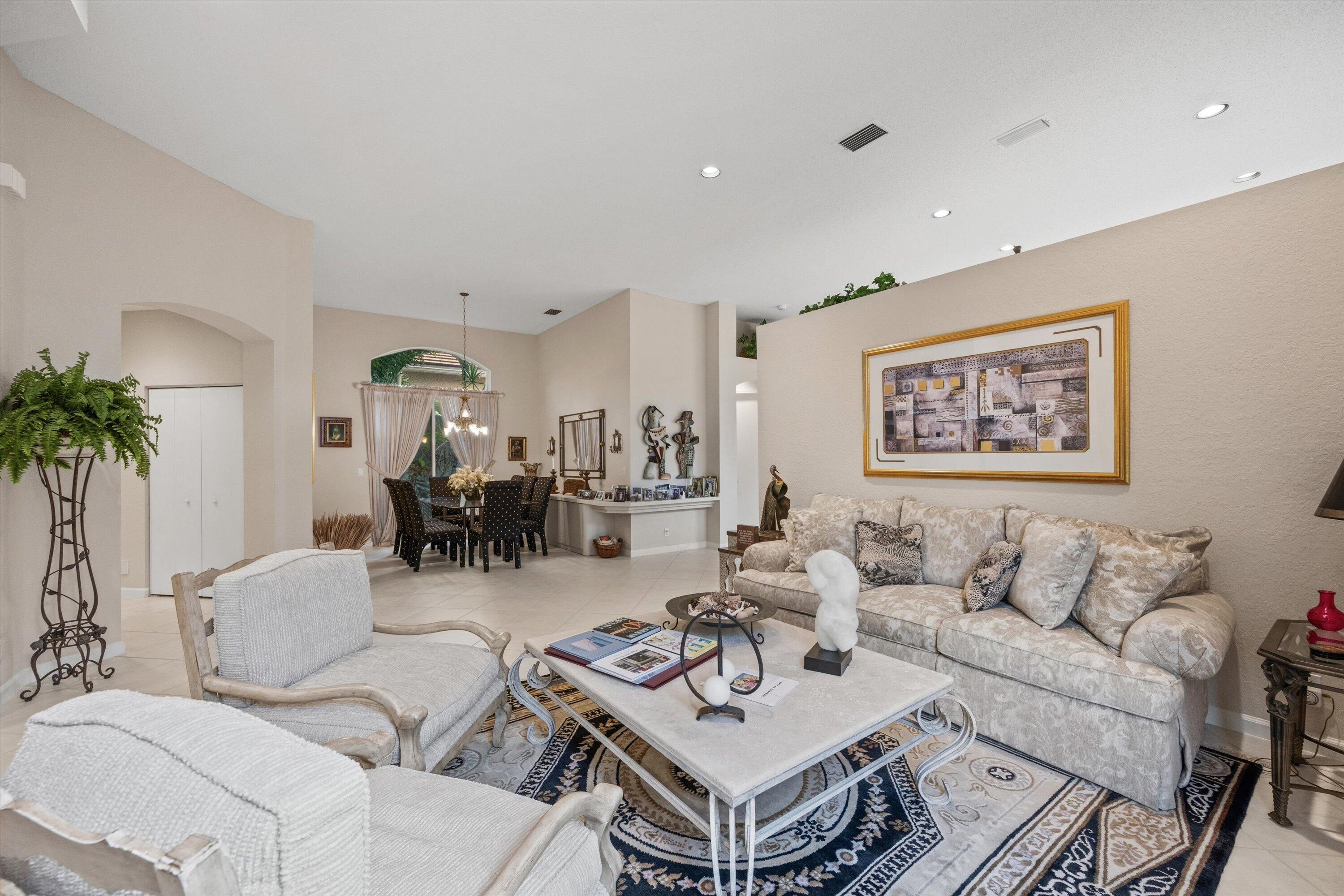 WYCLIFFE - Huntington - Residential