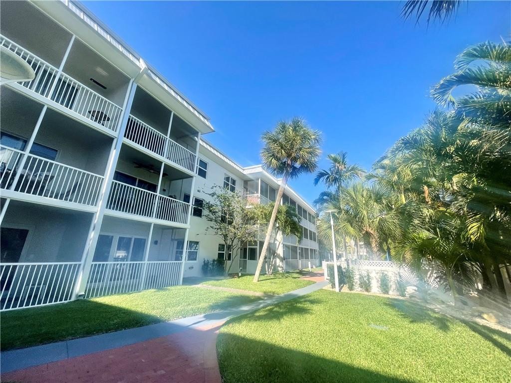 WHITTIER TOWERS - Residential