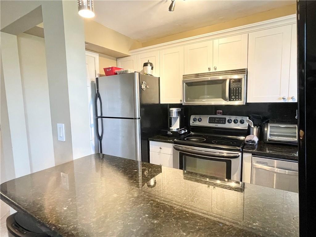 WHITTIER TOWERS - Residential