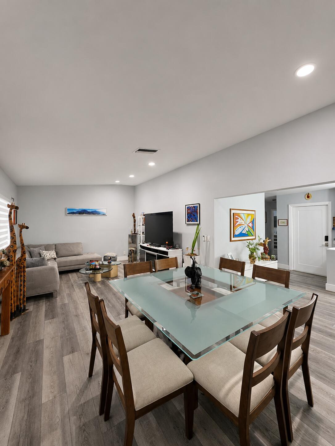 VILLAGES OF HILLSBORO SEC 1 - Residential Lease