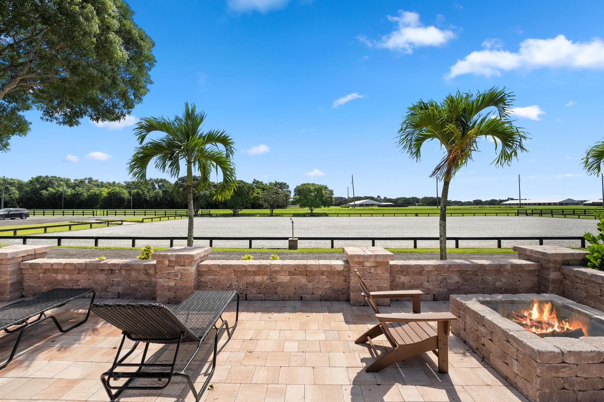 PALM BEACH POINT - Residential