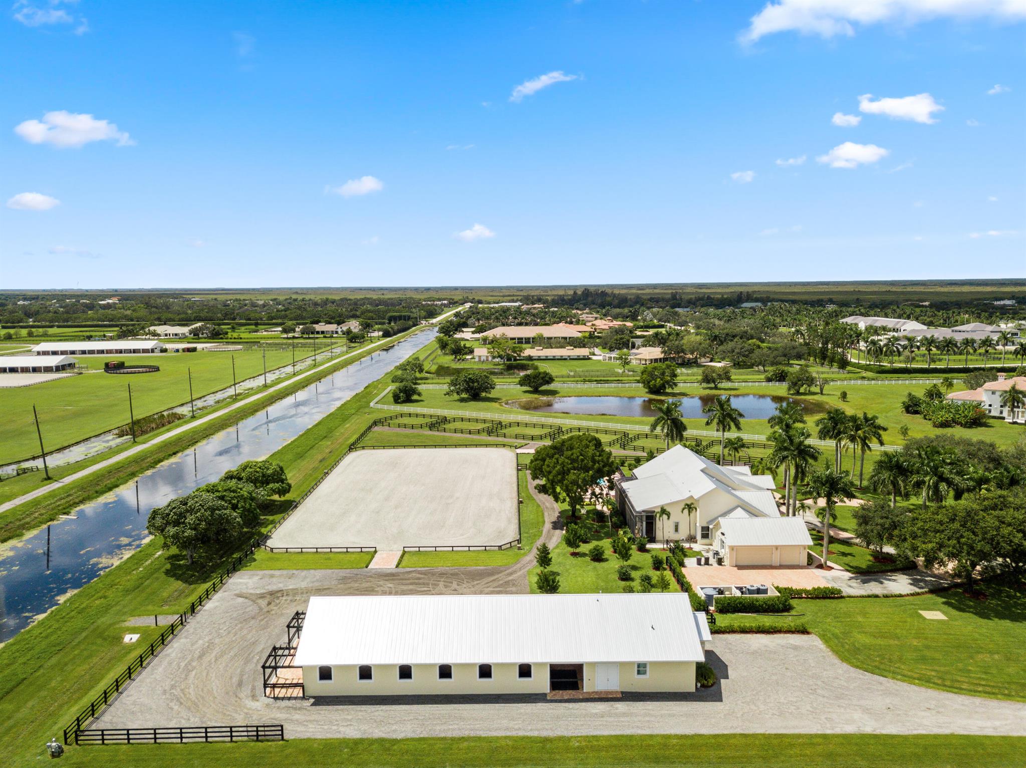 PALM BEACH POINT - Residential
