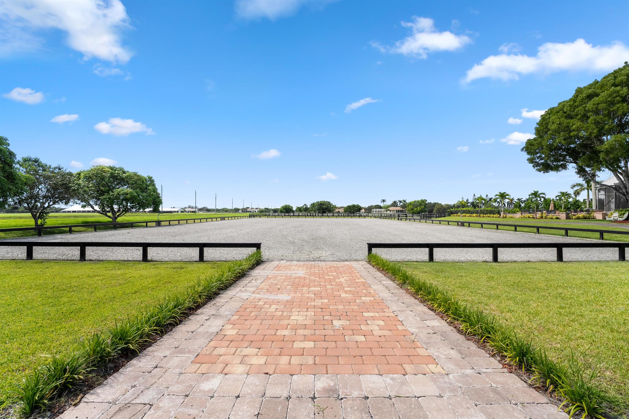 PALM BEACH POINT - Residential