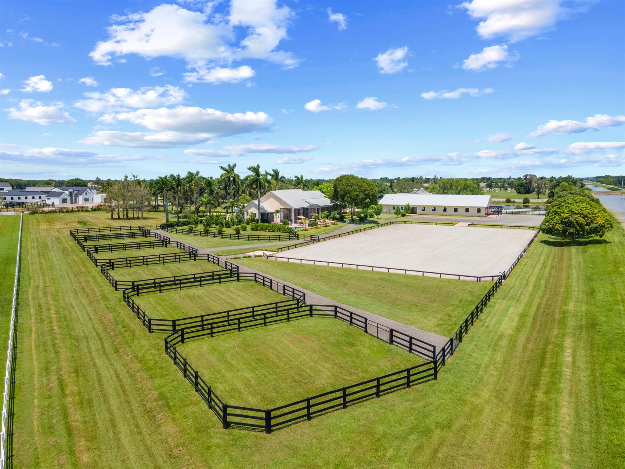PALM BEACH POINT - Residential