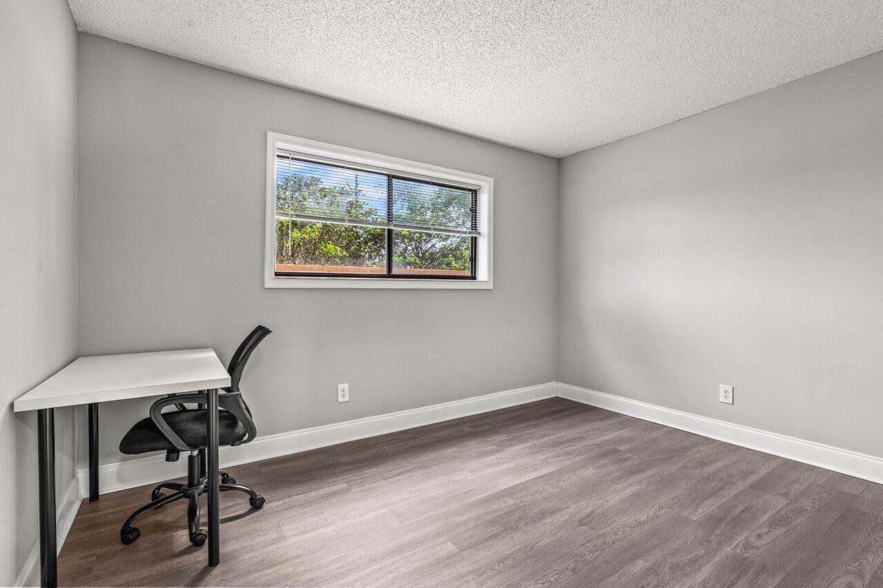 COURTYARDS AT DAVIE CONDO - Residential