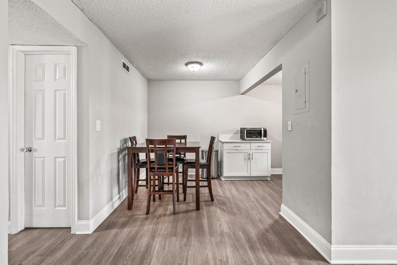 COURTYARDS AT DAVIE CONDO - Residential