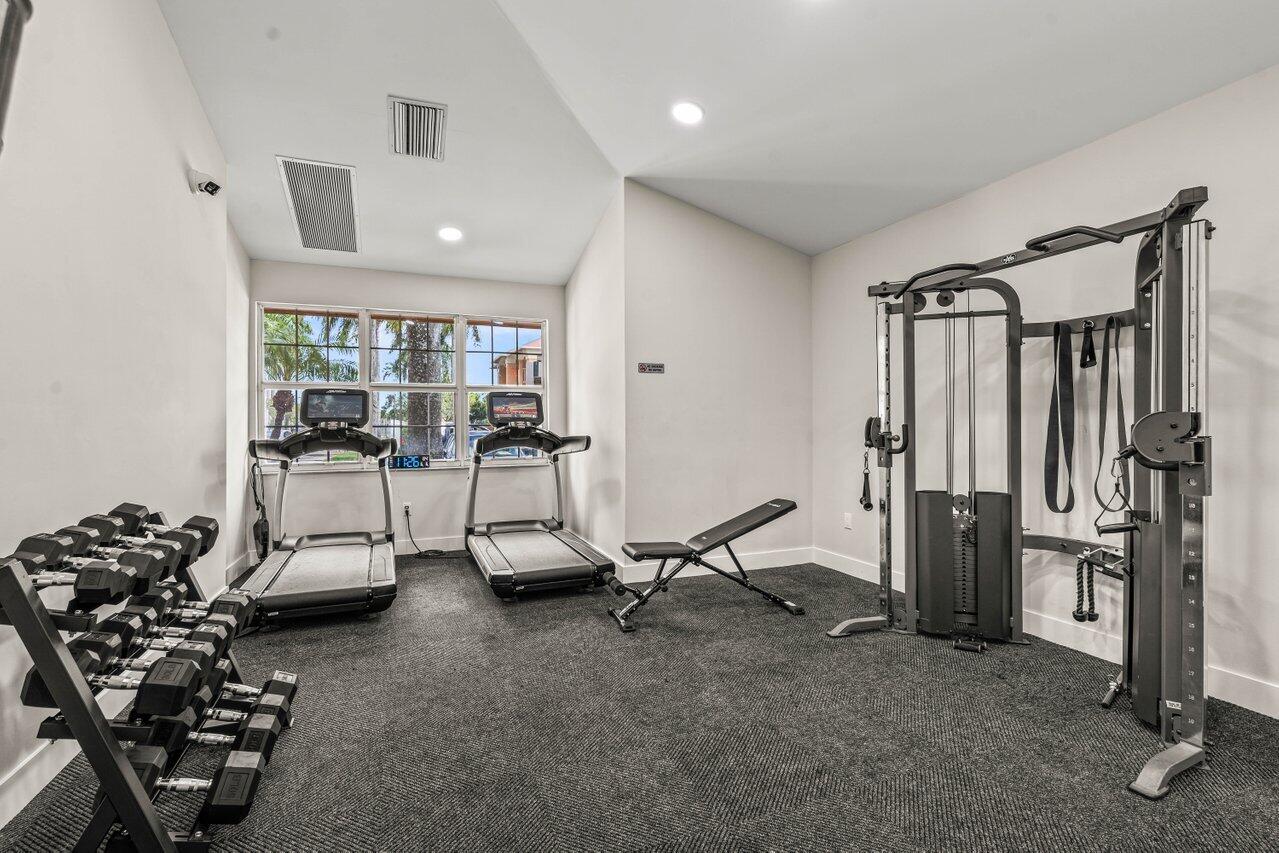 COURTYARDS AT DAVIE CONDO - Residential