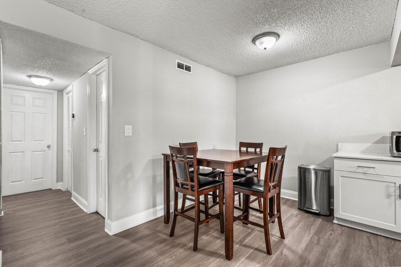COURTYARDS AT DAVIE CONDO - Residential