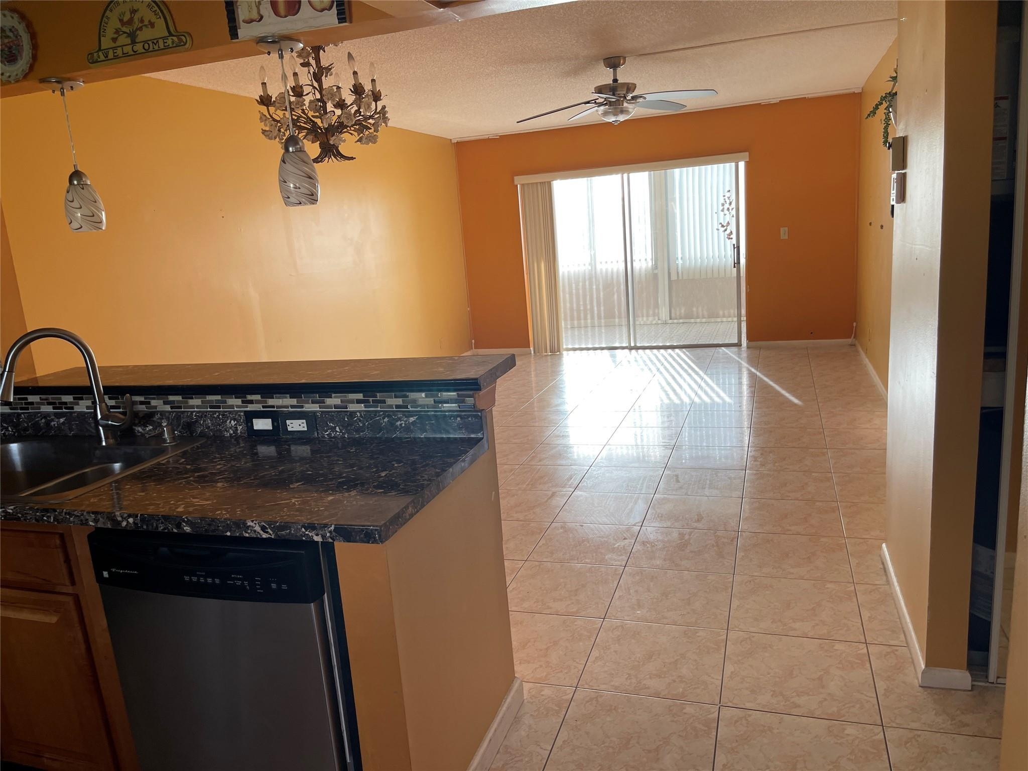 Oriole Golf & Tennis Club - Residential