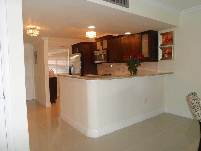 FOUNTAINS OF PALM BEACH CONDO 4 - Residential Lease