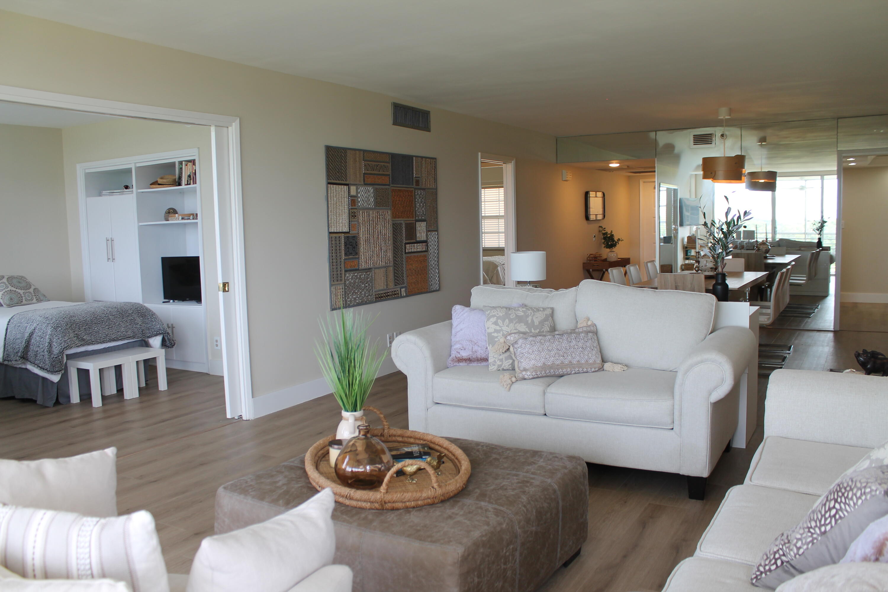 NO 113 PALM-AIRE COUNTRY CLUB - Residential Lease