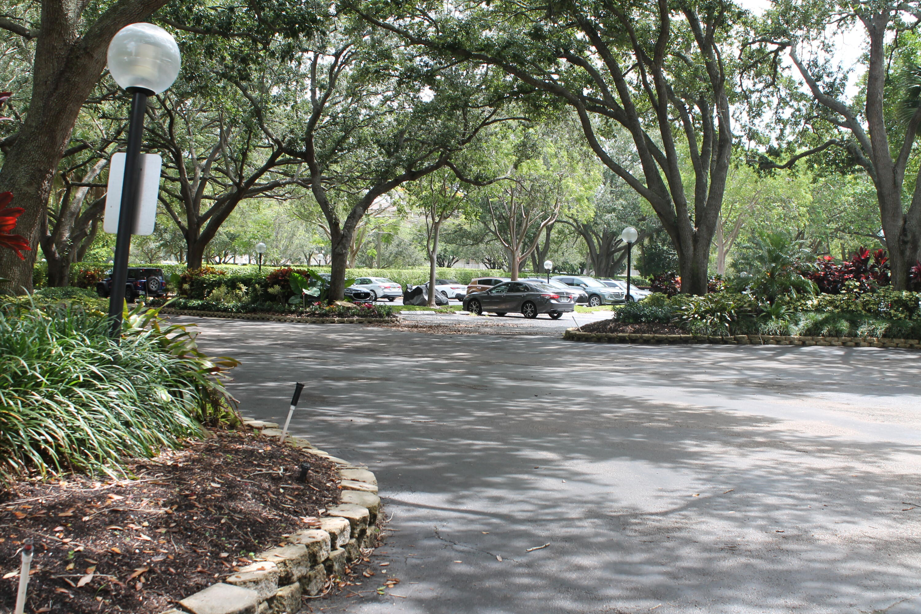 NO 113 PALM-AIRE COUNTRY CLUB - Residential Lease