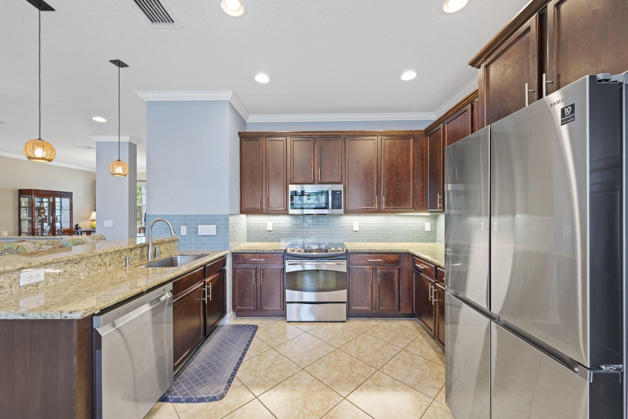 TRAILS AT CANYON 1 - Residential