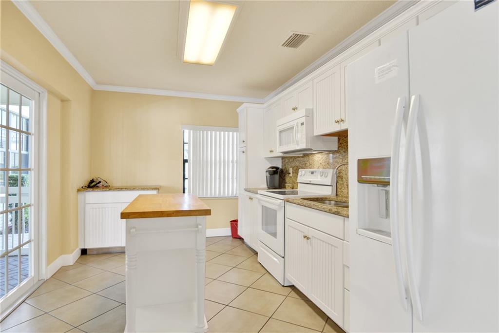 Cypress Club - Residential