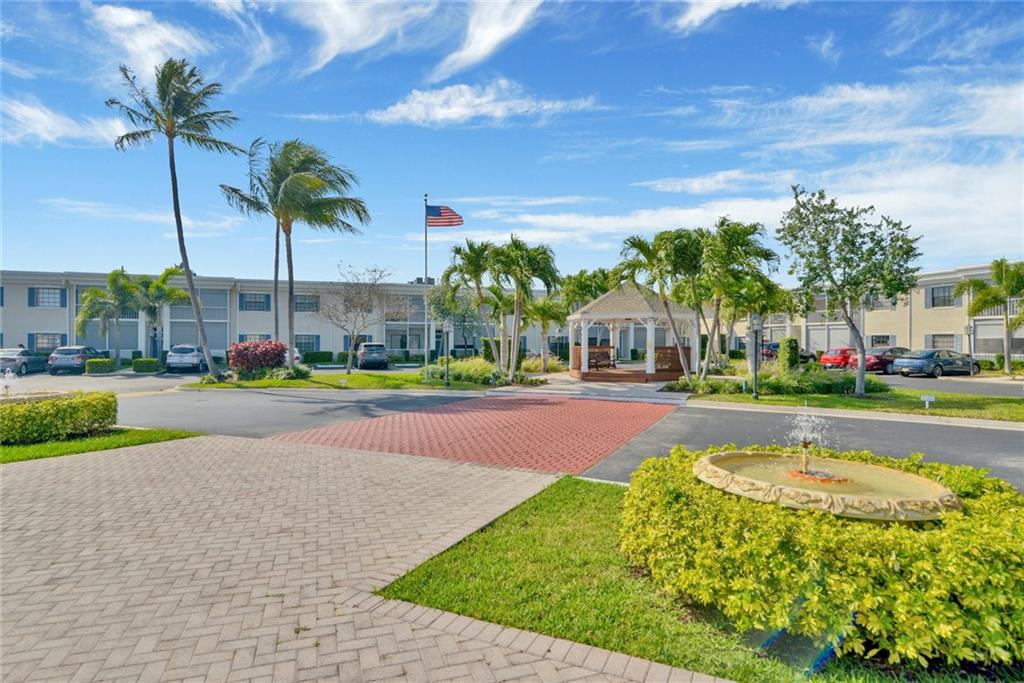Cypress Club - Residential