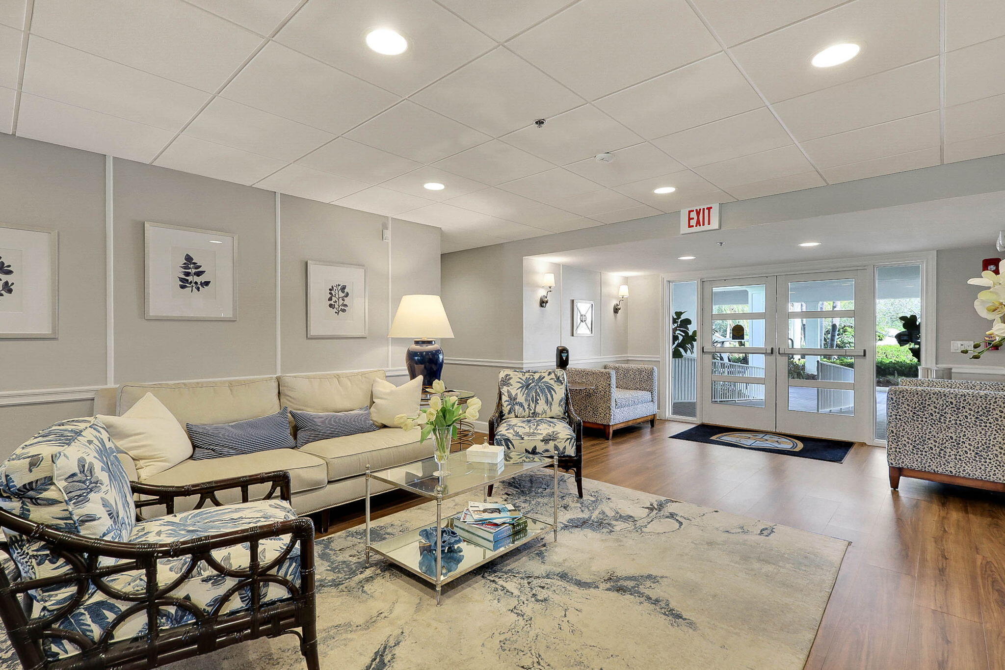 YACHT & COUNTRY CLUB OF STUART - Residential Lease