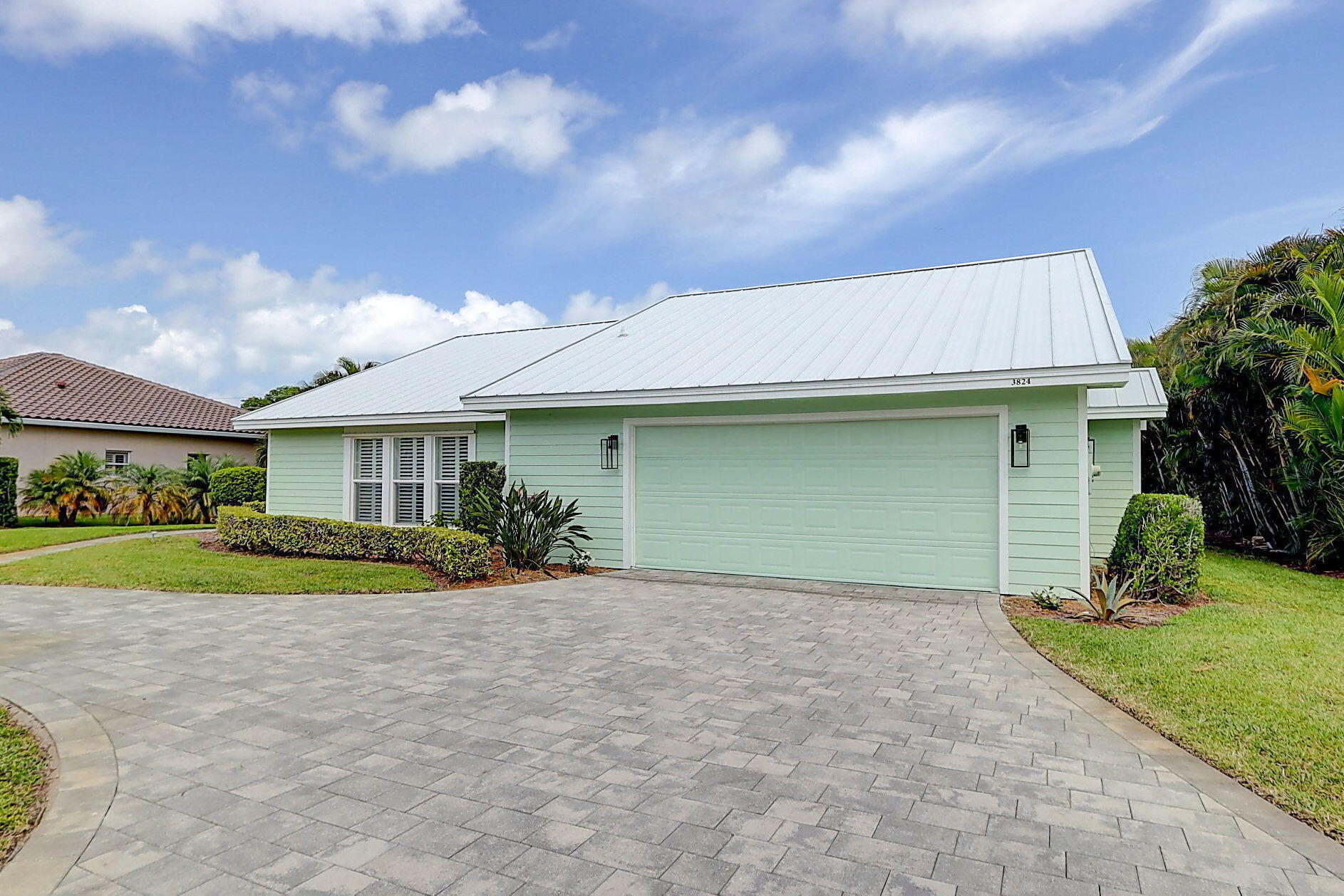 YACHT & COUNTRY CLUB OF STUART - Residential Lease