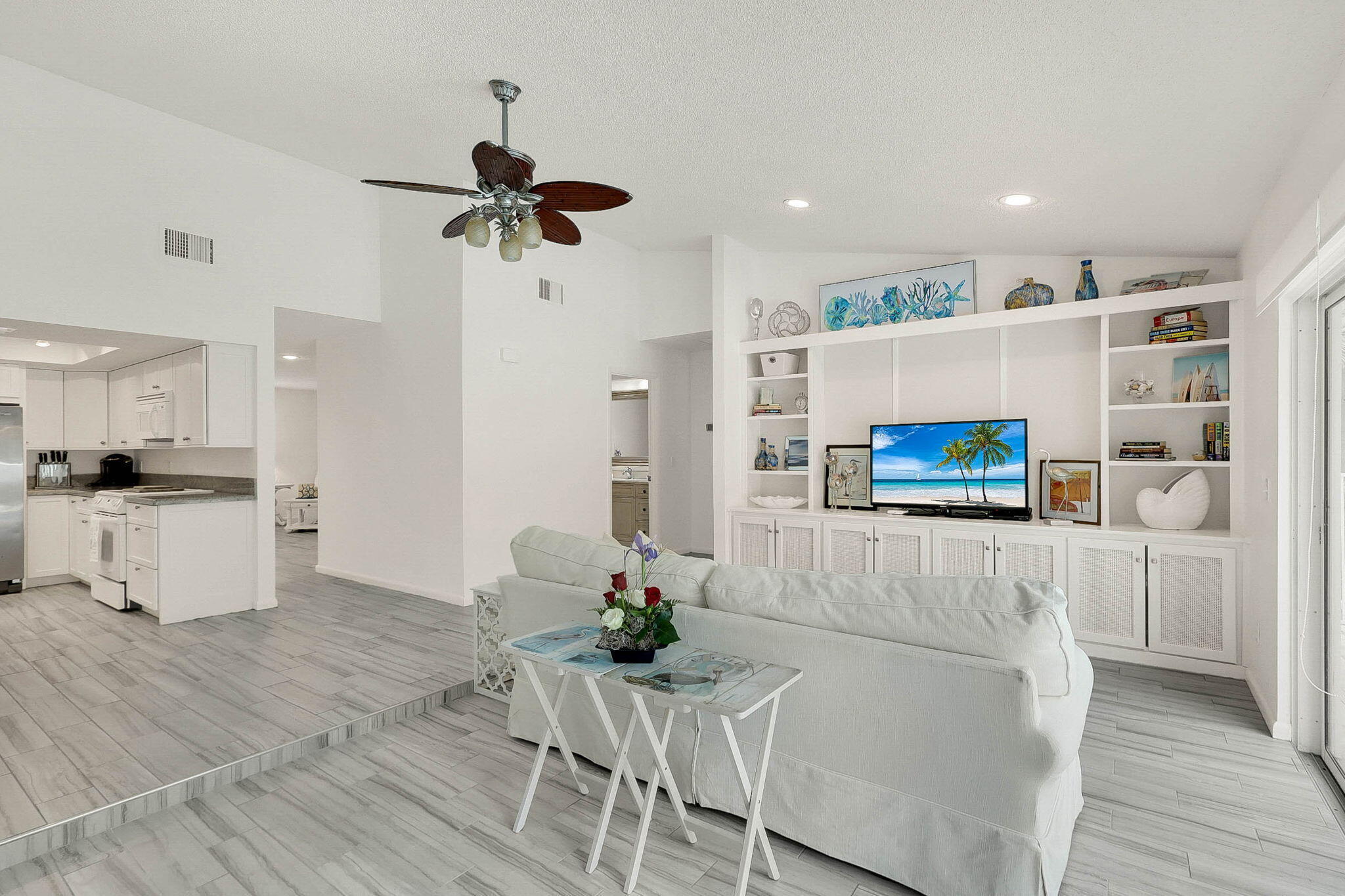 YACHT & COUNTRY CLUB OF STUART - Residential Lease