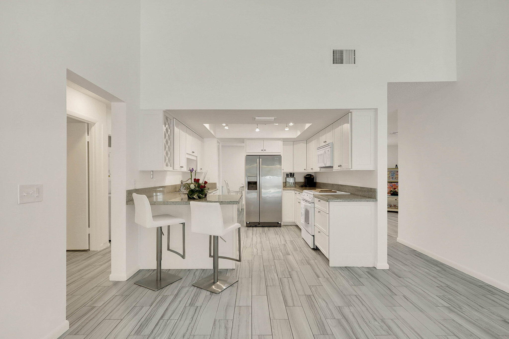 YACHT & COUNTRY CLUB OF STUART - Residential Lease