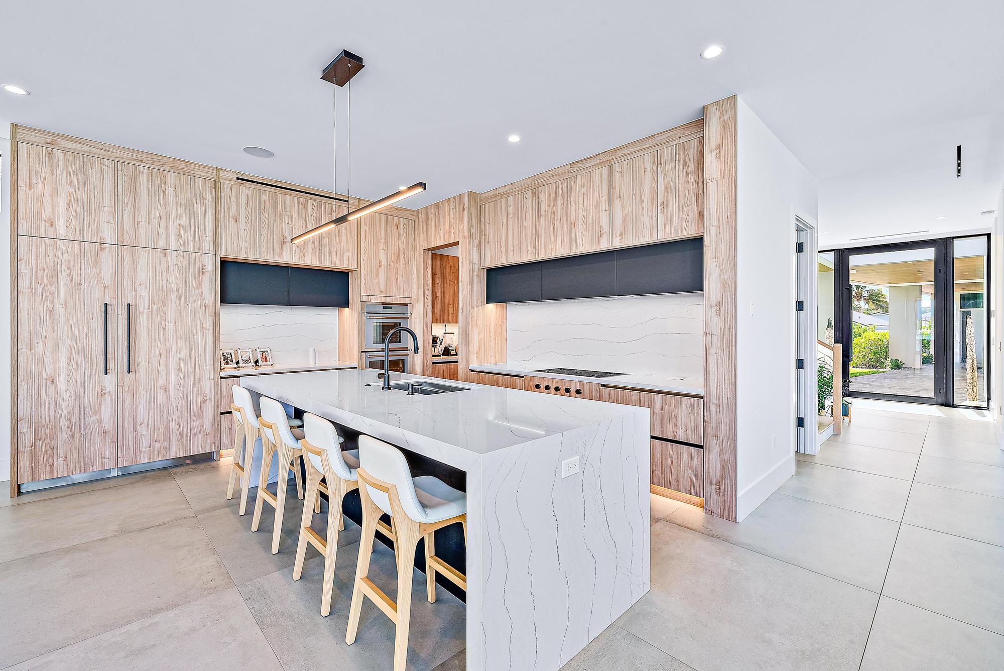 JUPITER HEIGHTS - Residential