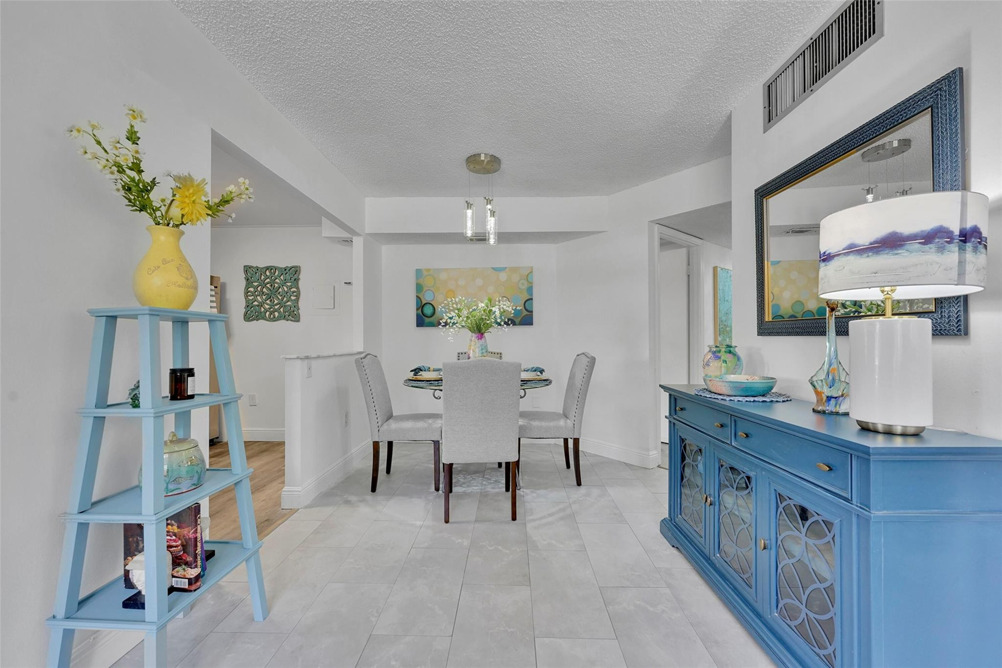 LIME BAY CONDOMINIUM 4 - Residential