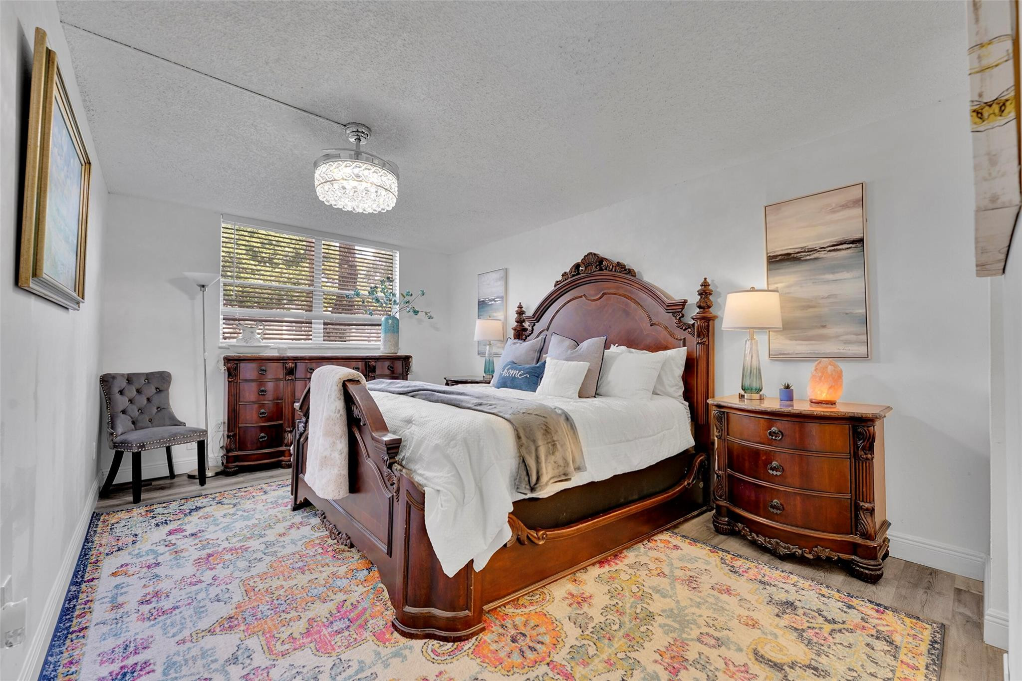 LIME BAY CONDOMINIUM 4 - Residential