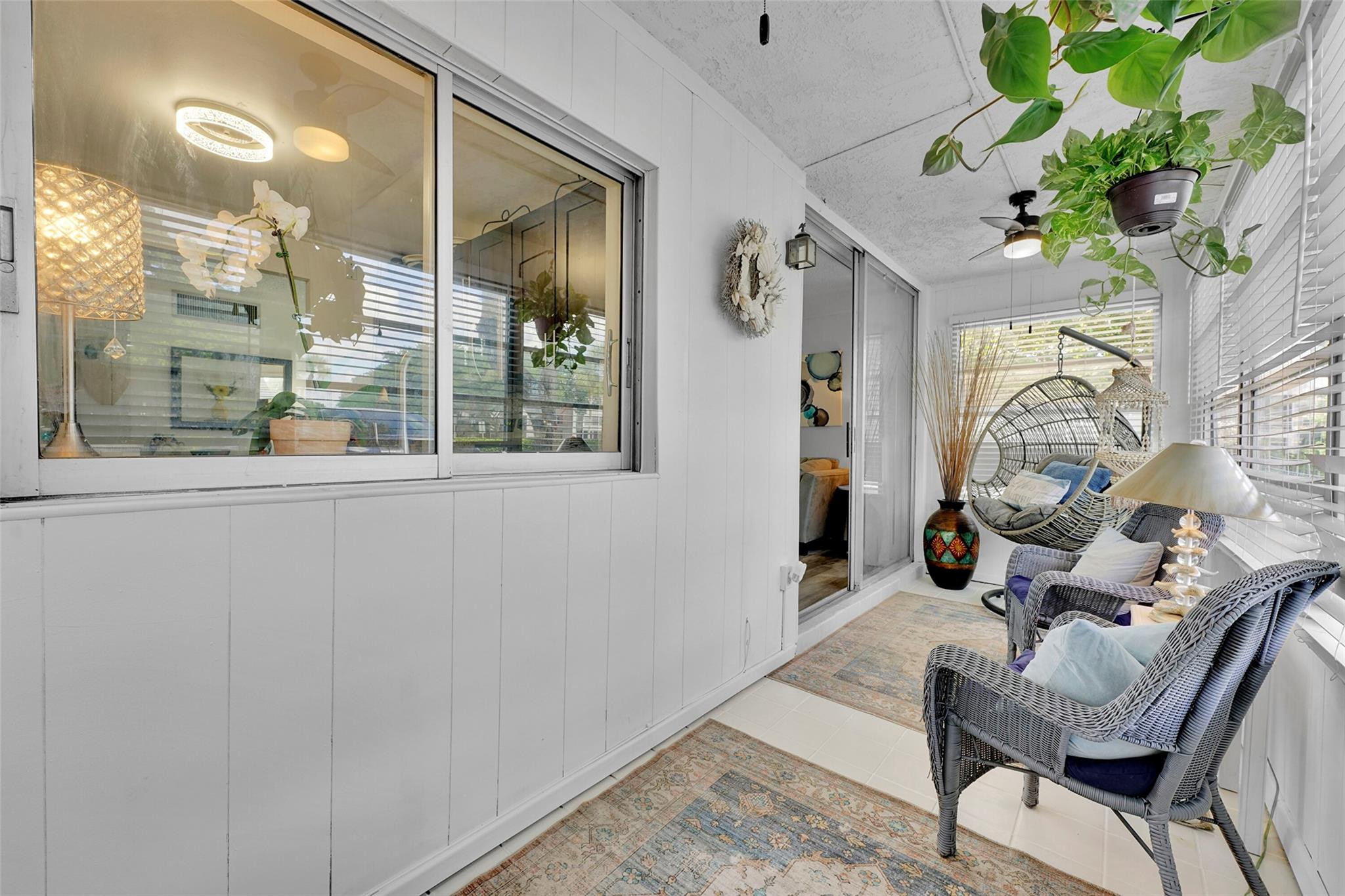 LIME BAY CONDOMINIUM 4 - Residential