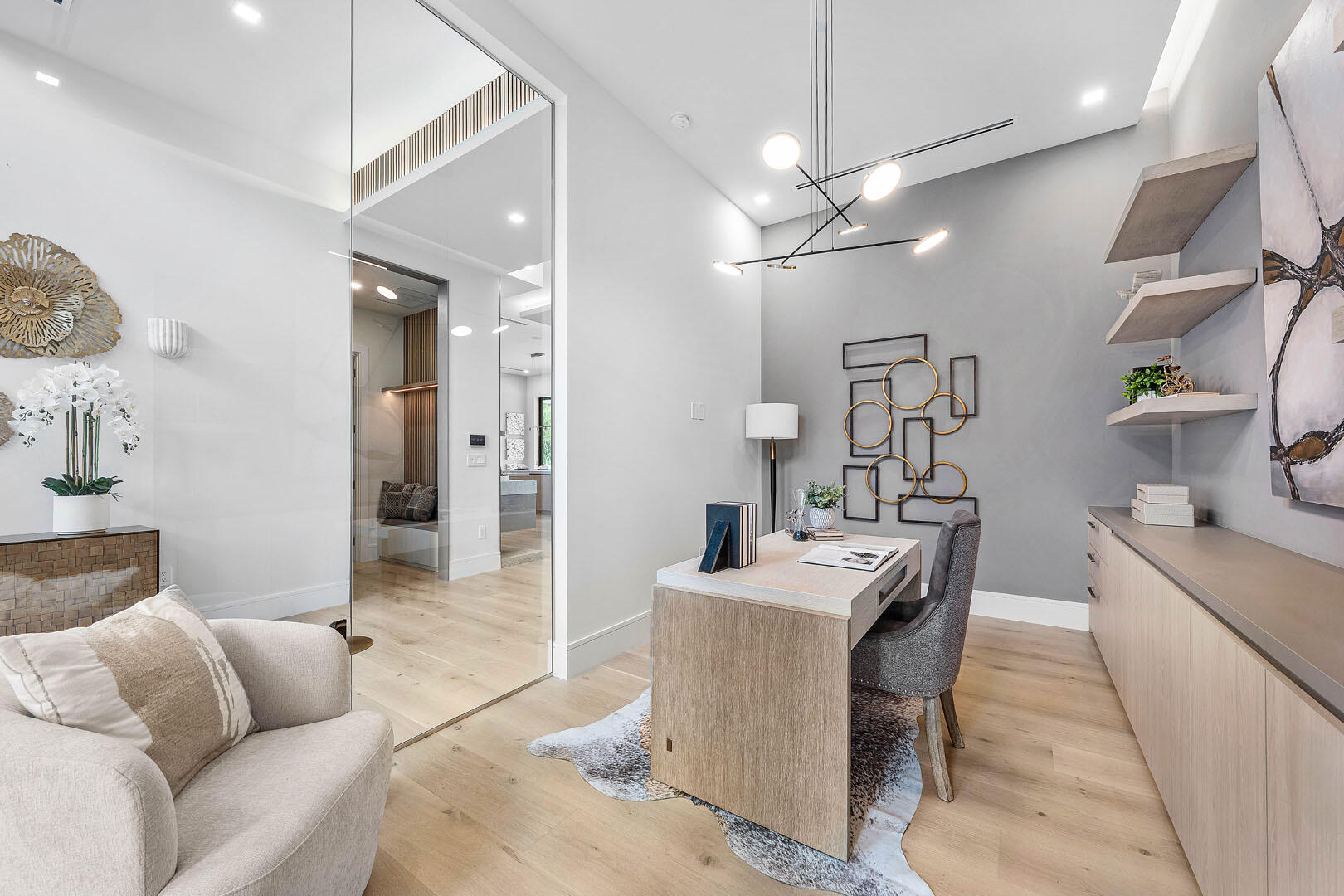 ROYAL PALM YACHT & COUNTRY CLUB - Residential