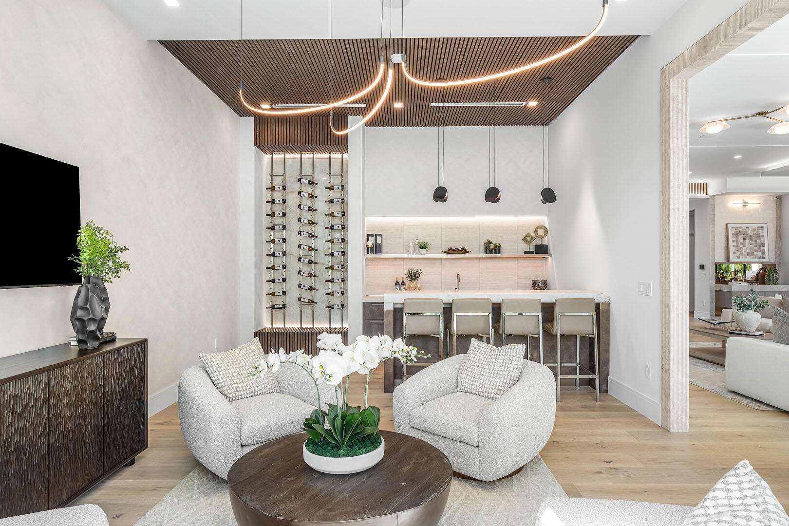 ROYAL PALM YACHT & COUNTRY CLUB - Residential