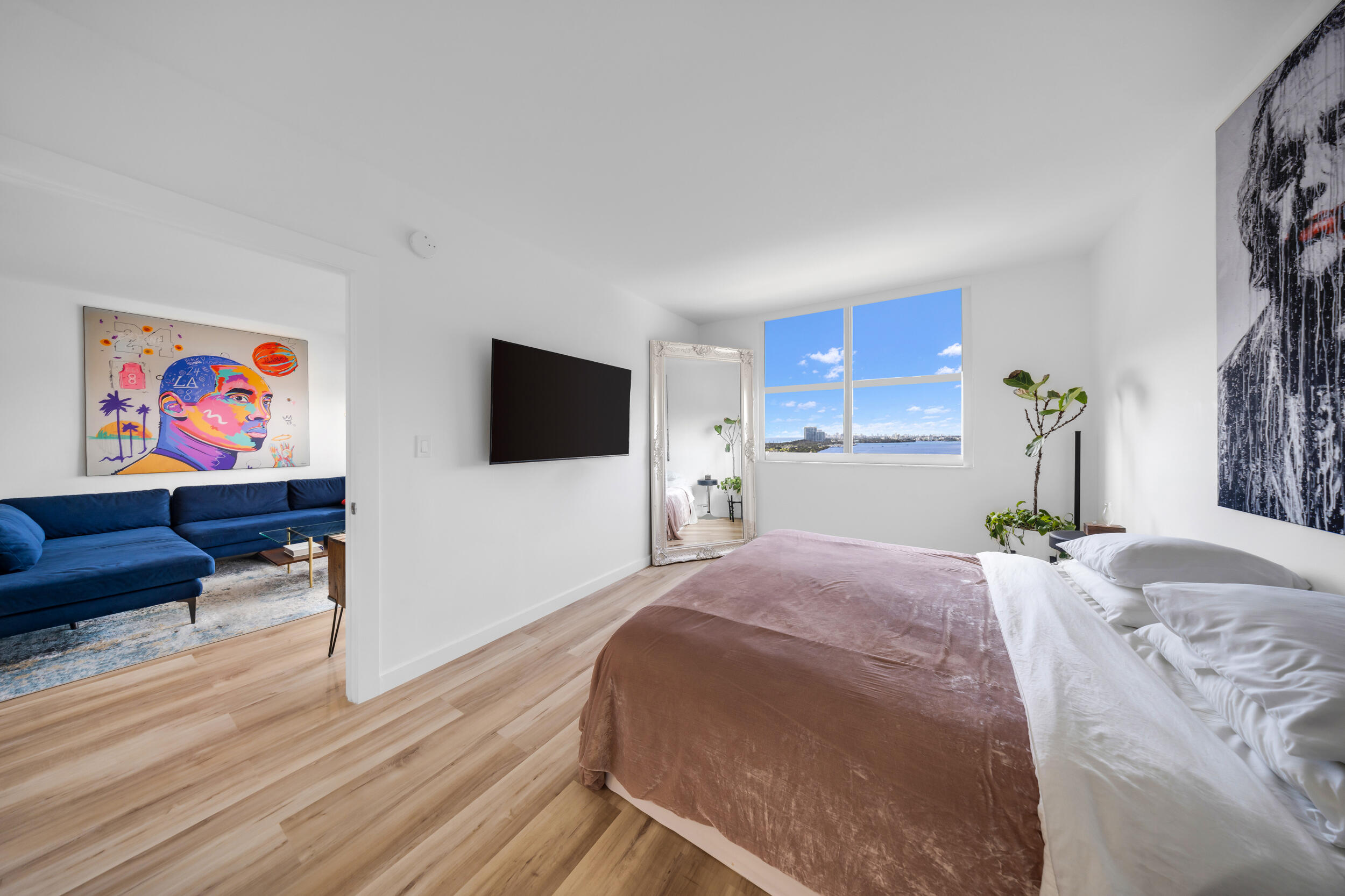 ARLEN HOUSE CONDO - Residential