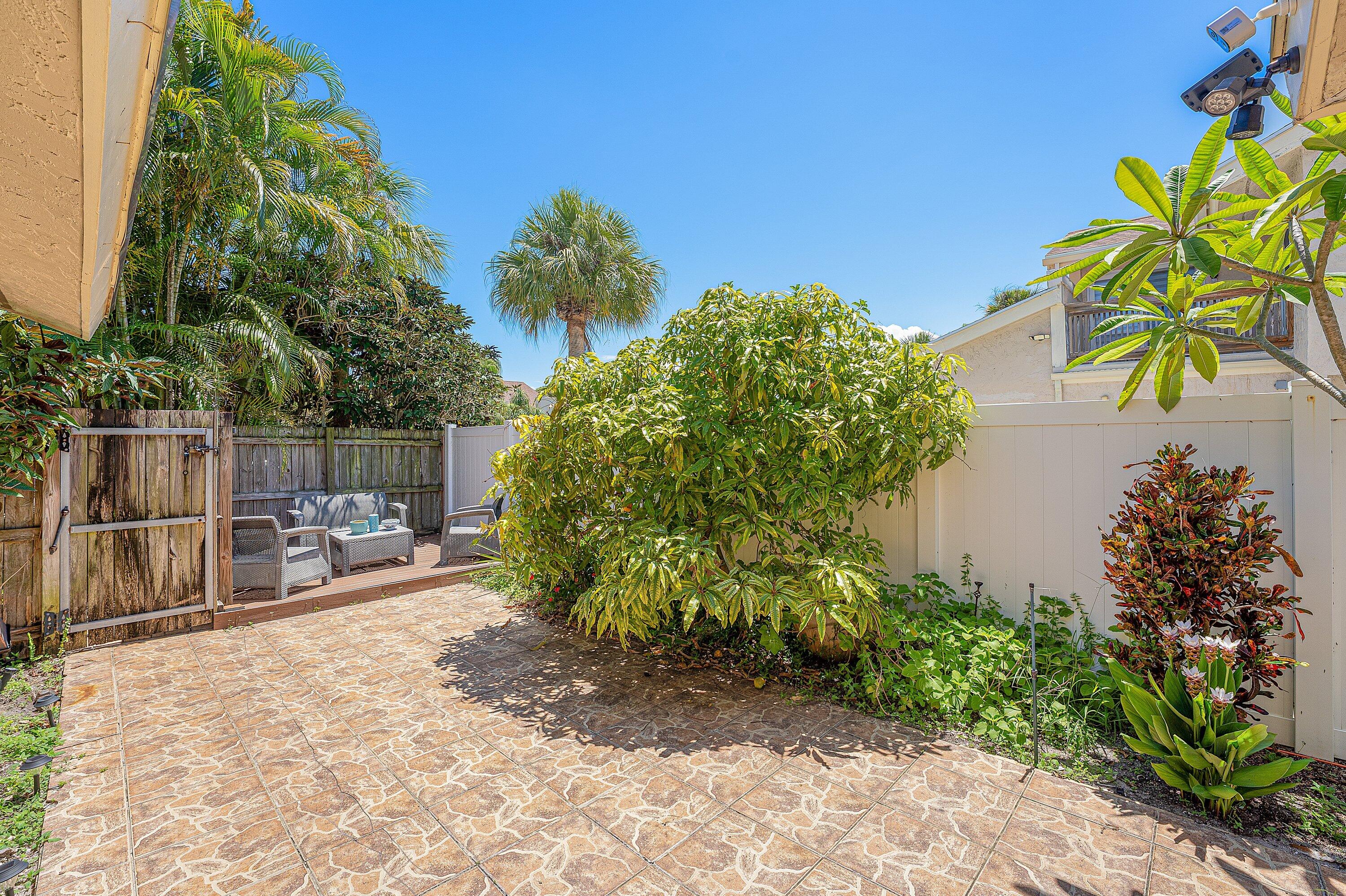 SIERRA DEL MAR - Residential