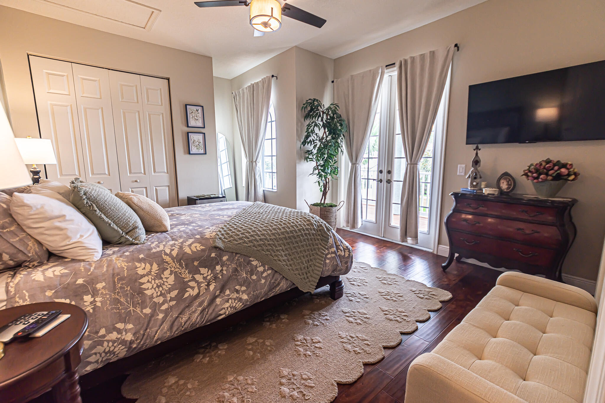 MAGNOLIA LAKES - Residential