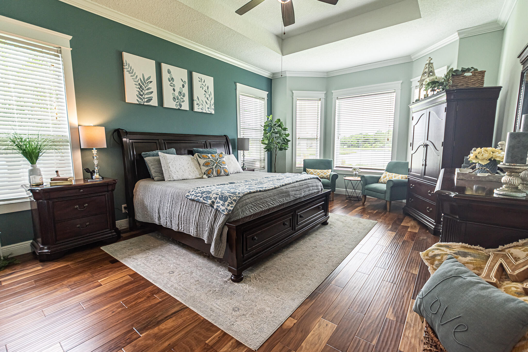 MAGNOLIA LAKES - Residential