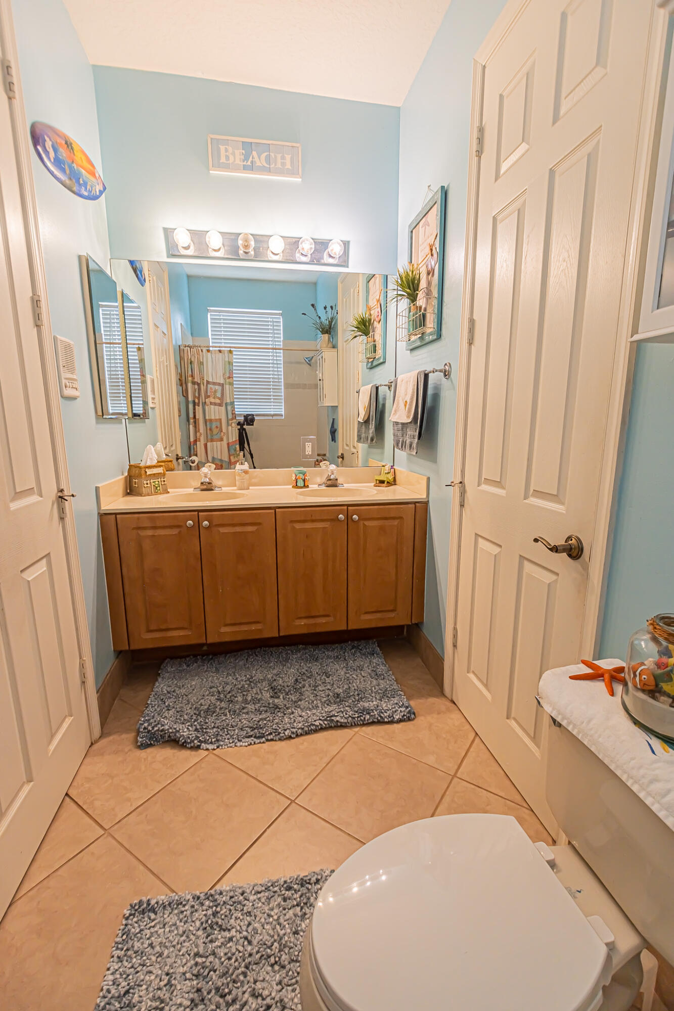 MAGNOLIA LAKES - Residential